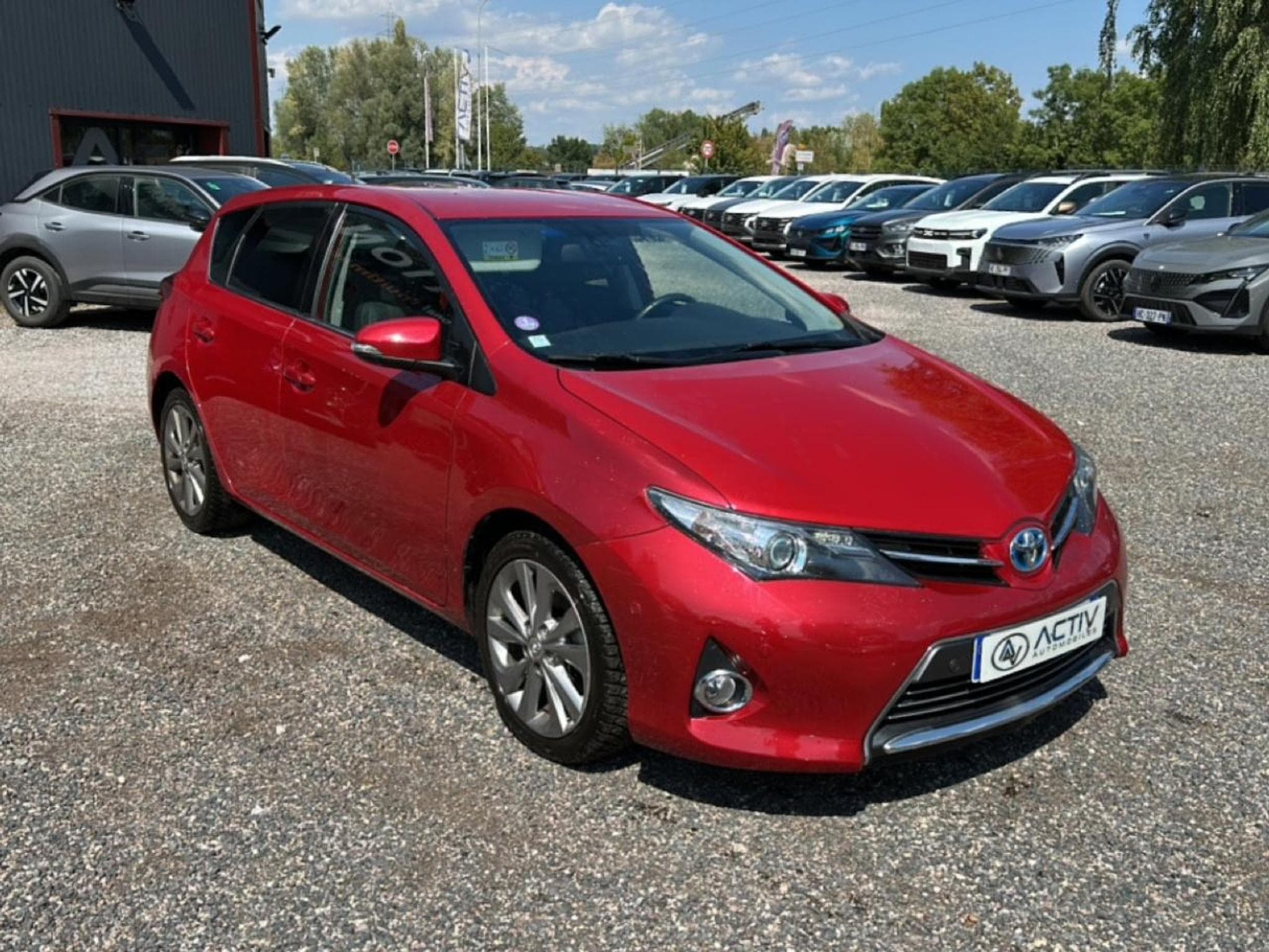 Toyota AURIS HSD 136H STYLE (2015) - Photo 3