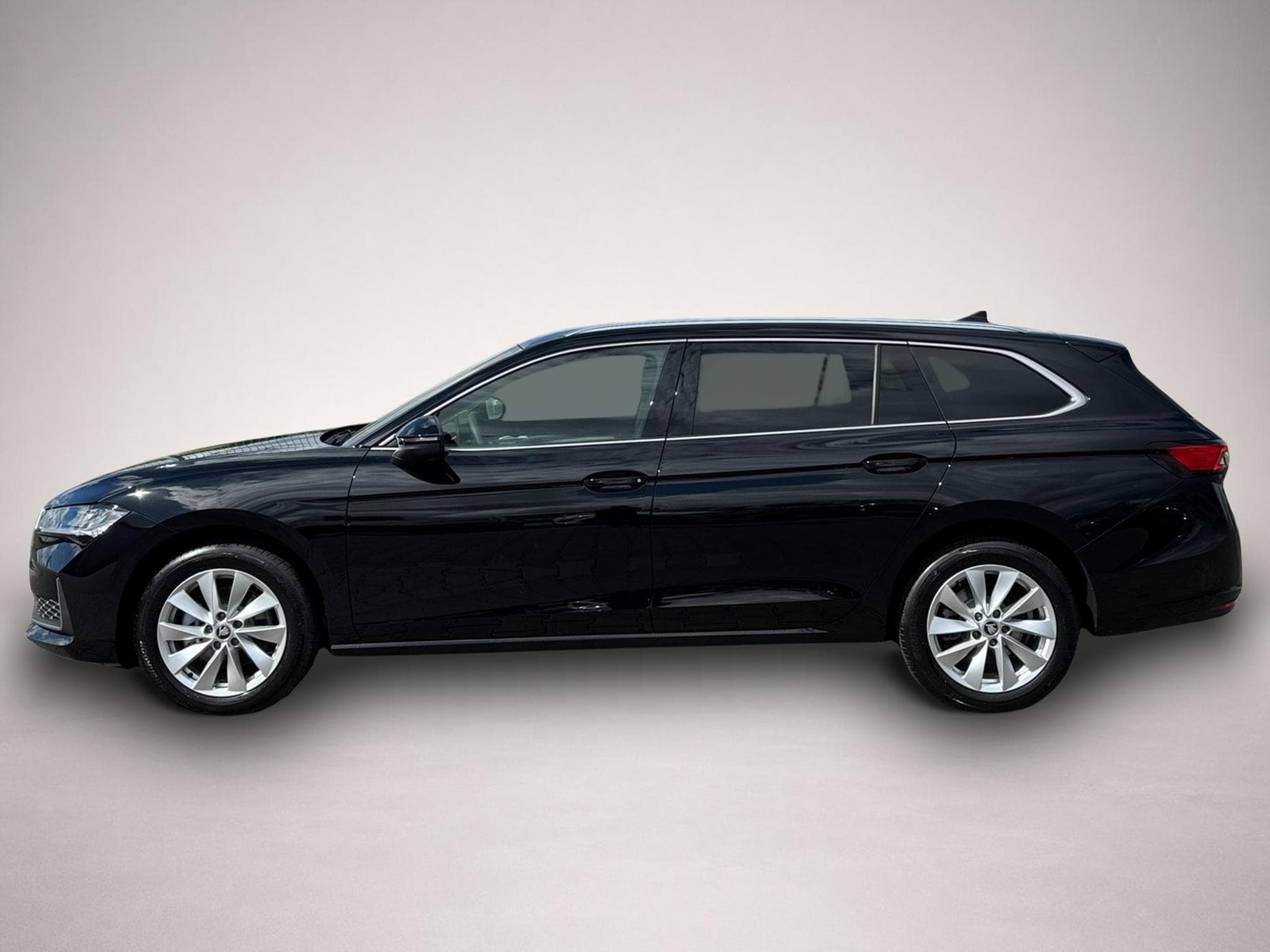 Skoda Superb (2026) - Photo 3
