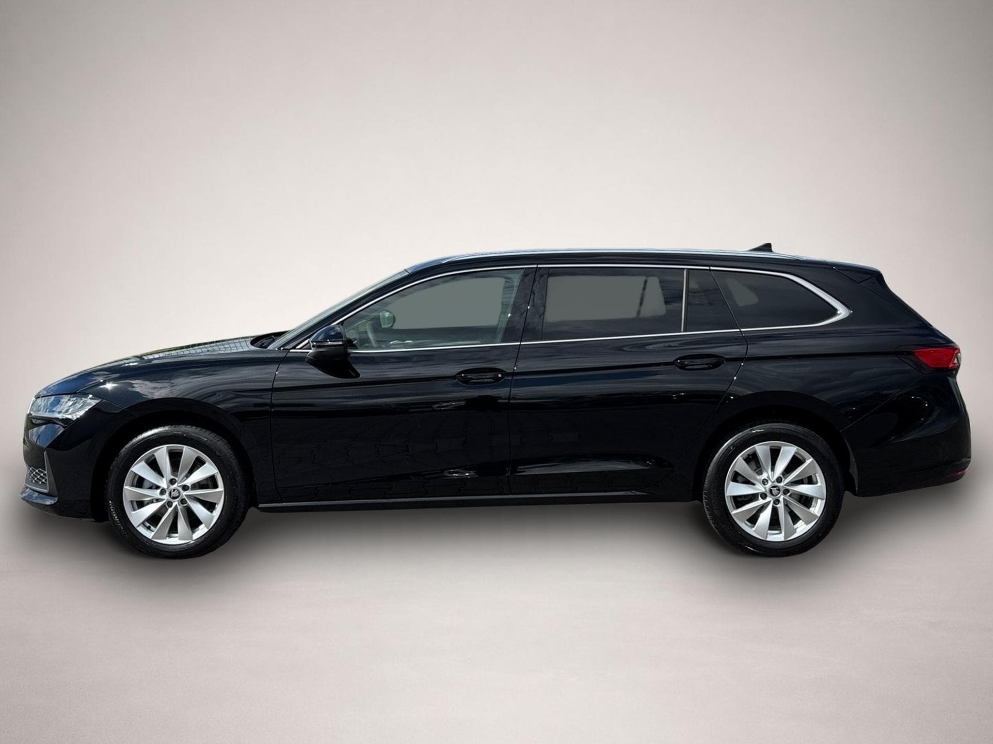 Skoda Superb (2026) - Photo 3