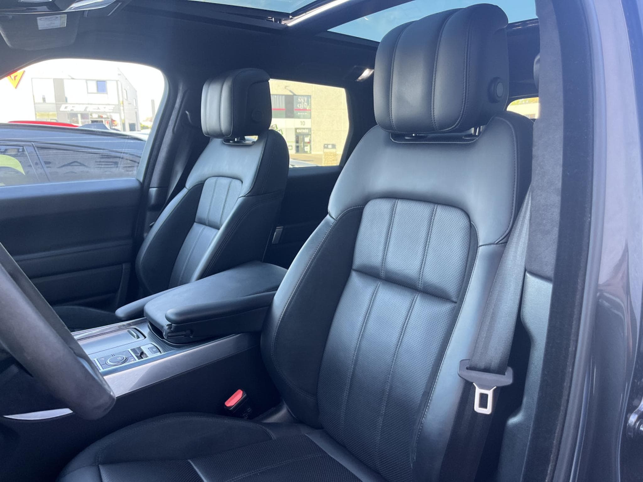 Land-Rover Range Rover Sport RANGE ROVER SPORT P400 HST MHEV /GARANTIE (2020) - Photo 8