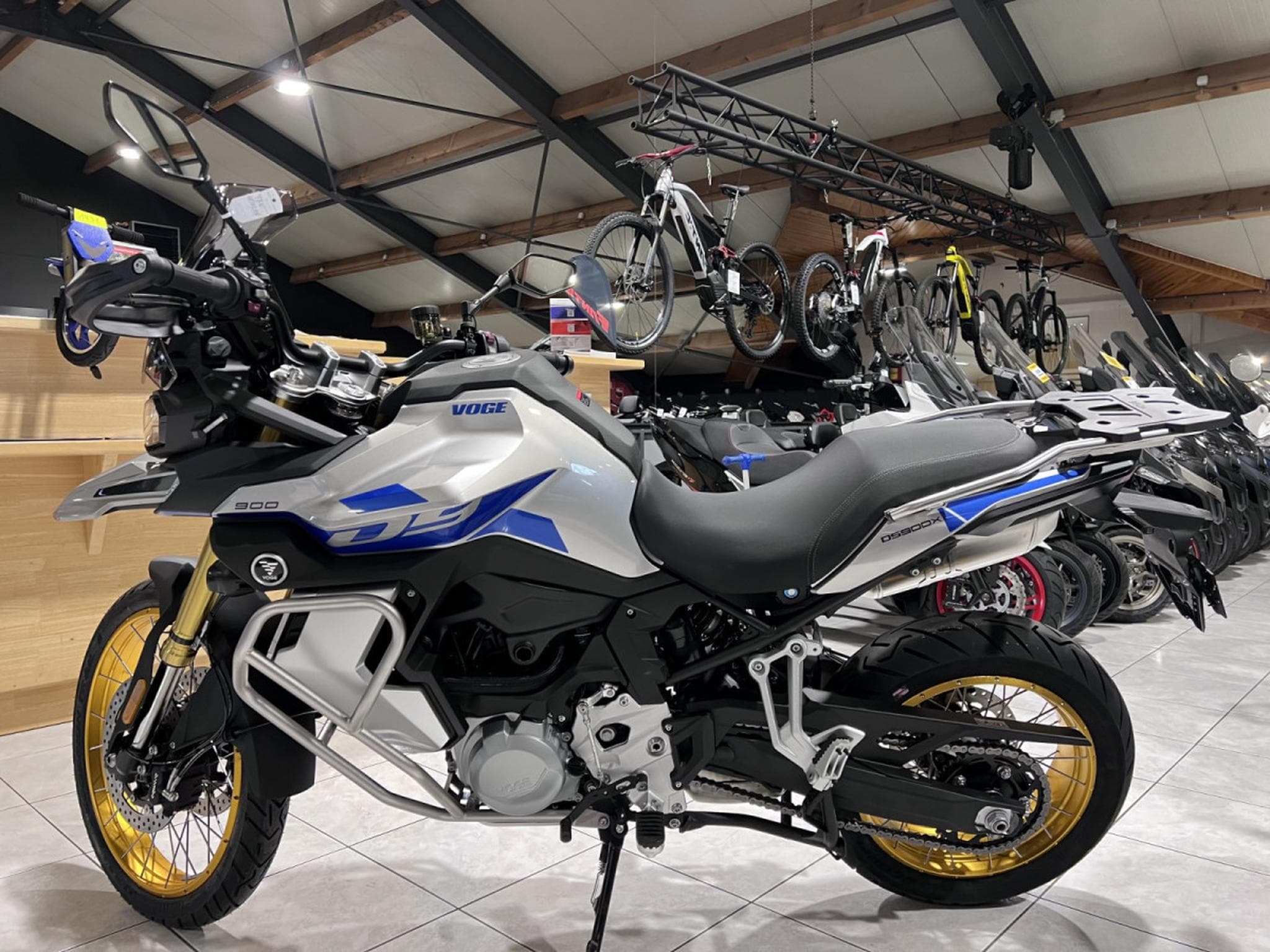 Voge DS900X kit 3 bagages inclus (2026) - Foto 4