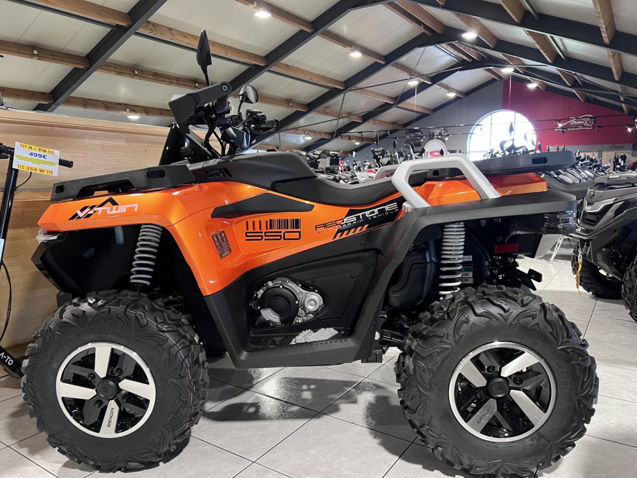Benda Redstone 550 FIRST (2026) - Foto 4