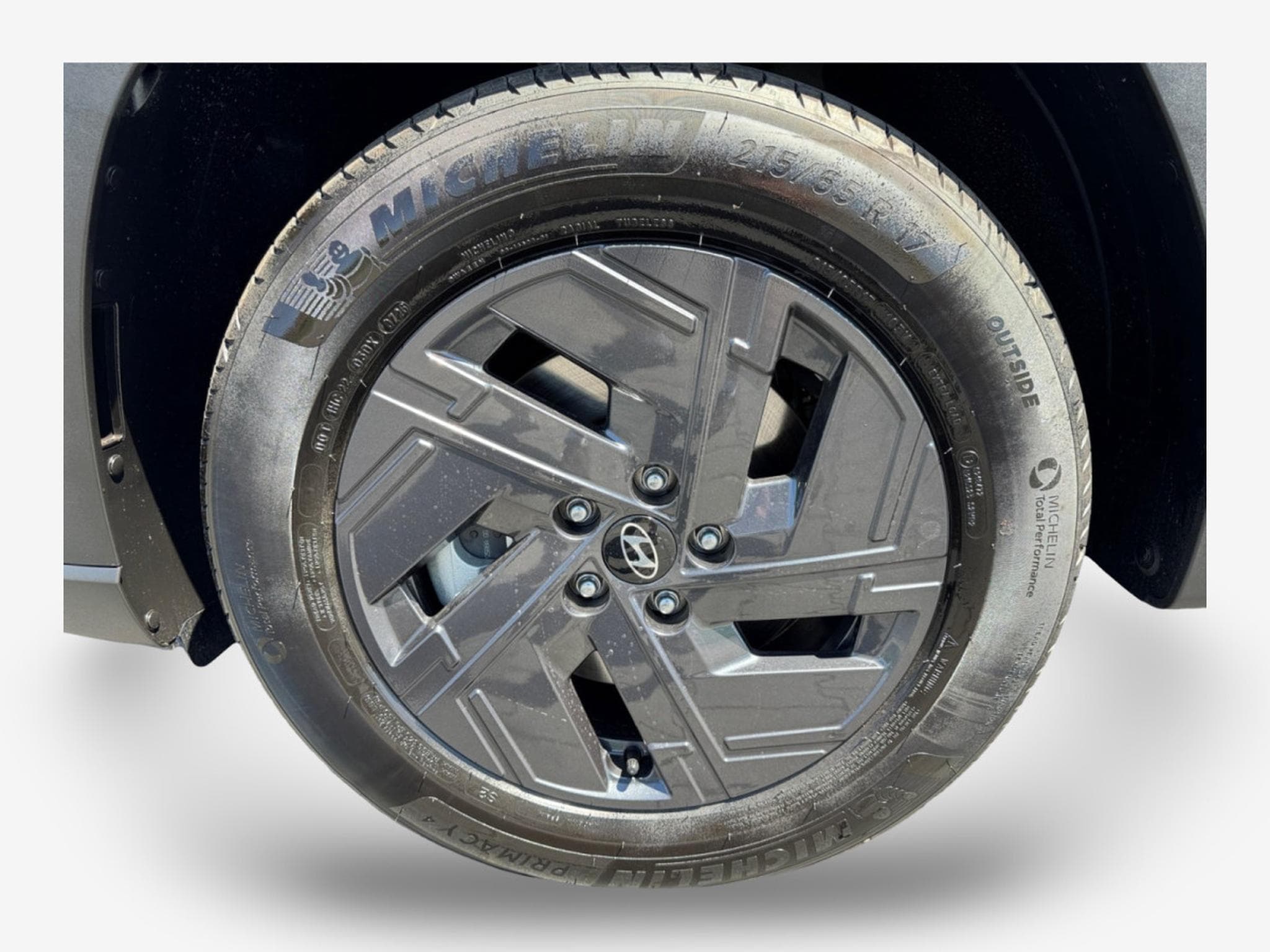 Hyundai Tucson 1.6 T-GDI Hybrid 239  AT (2026) - Photo 6