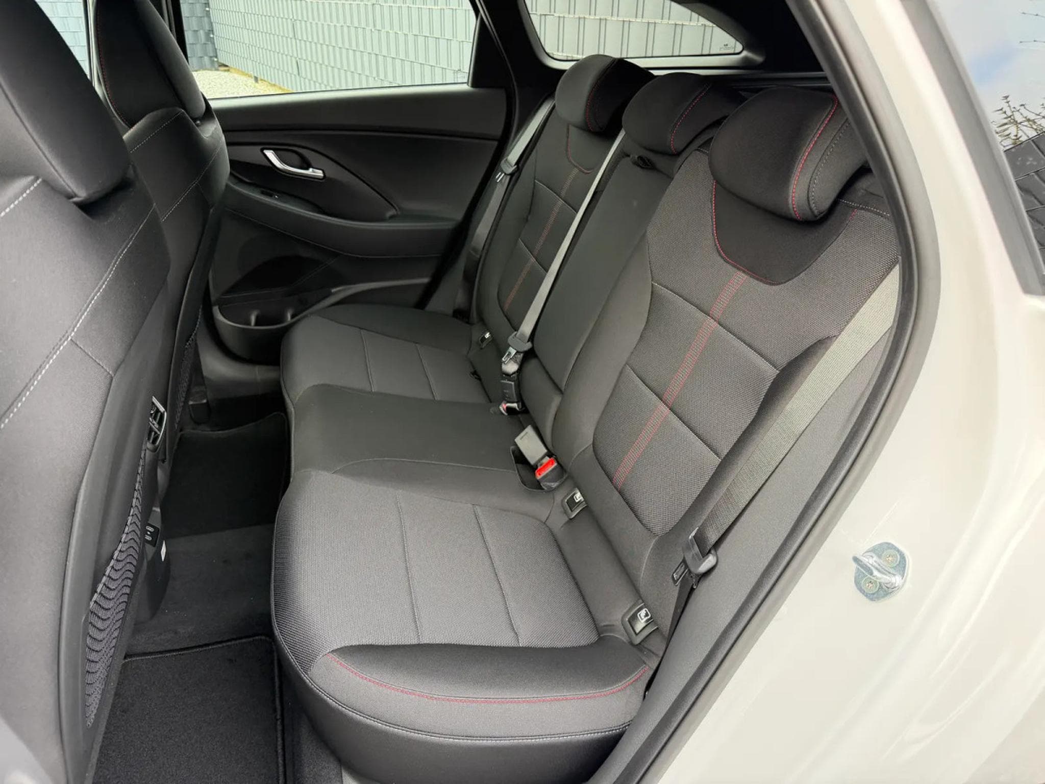 Hyundai i30 1.5 T-GDI 150 DCT N-Line (2026) - Photo 18