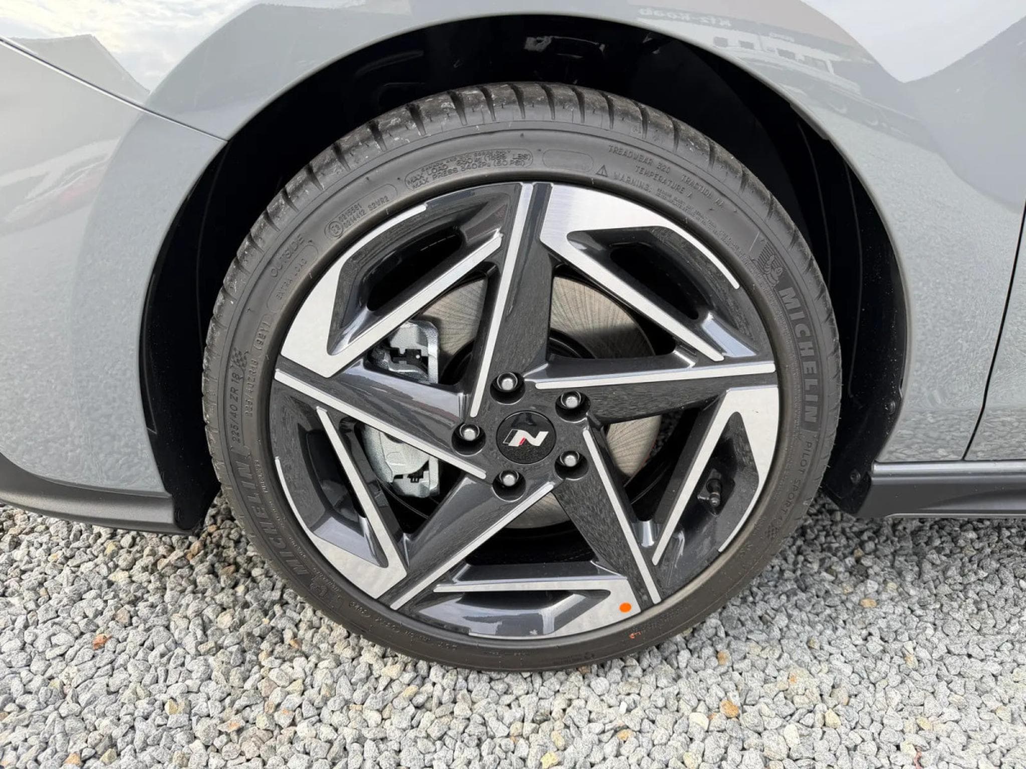 Hyundai i30 1.5 T-GDI 150 DCT N-Line (2026) - Photo 4