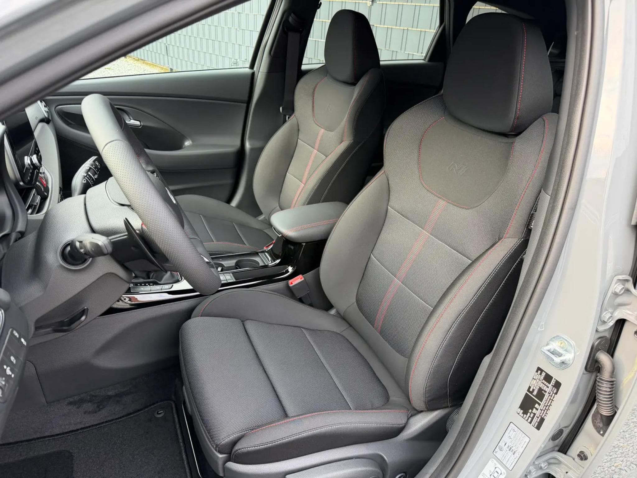 Hyundai i30 1.5 T-GDI 150 DCT N-Line (2026) - Photo 6