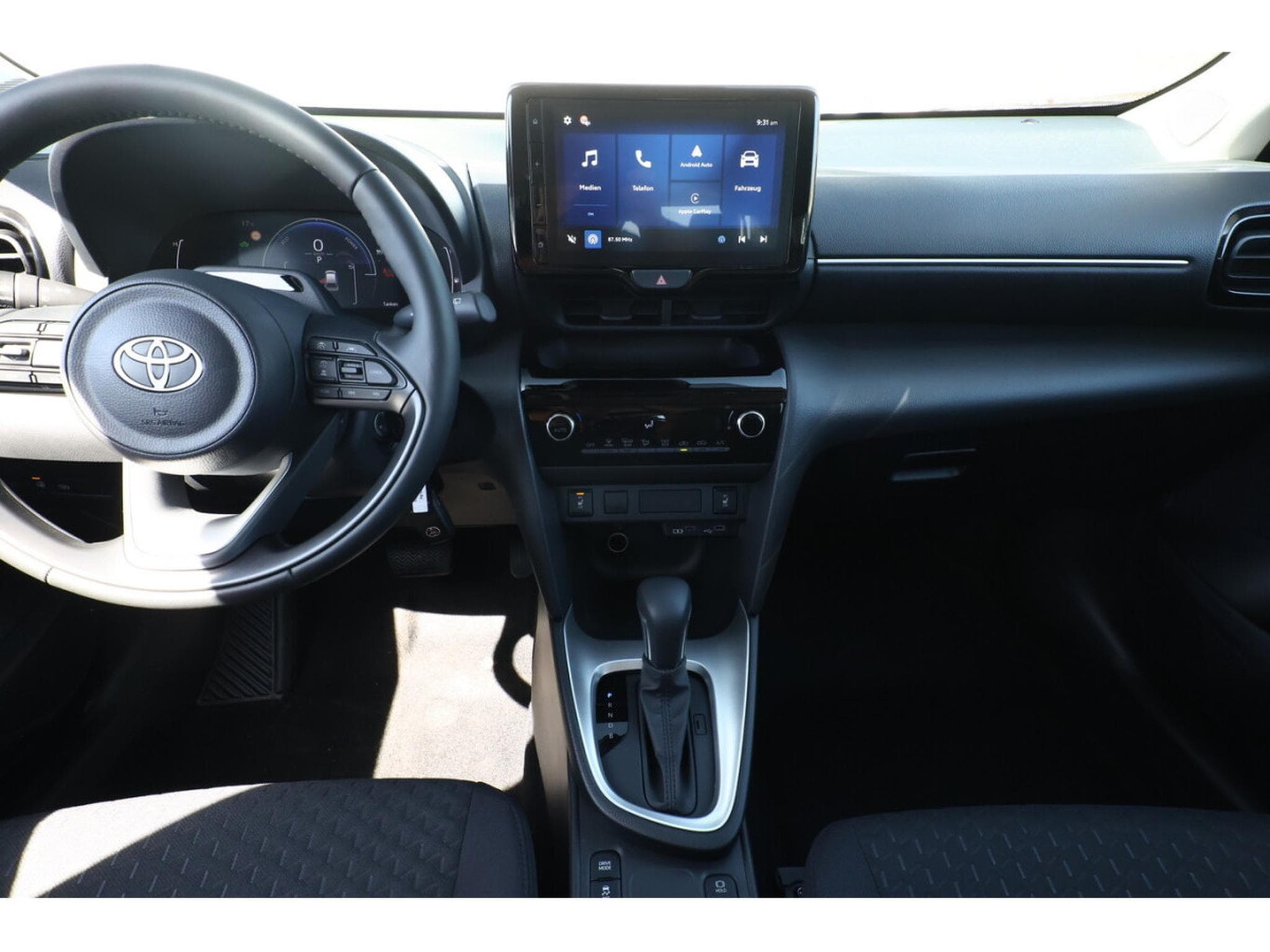 Toyota Yaris Cross 1.5 VVT-i  116 Hybride (2026) - Photo 8