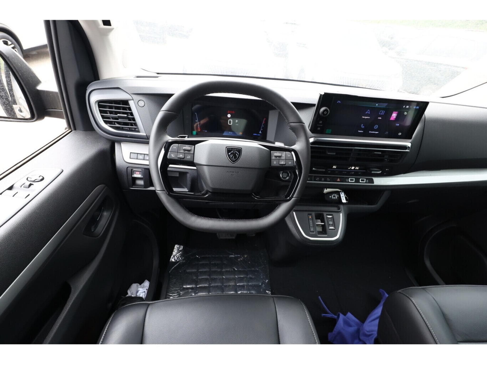 Peugeot Traveller 2.0 BlueHDI 180 AT8 Allure L3 (2025) - Photo 6