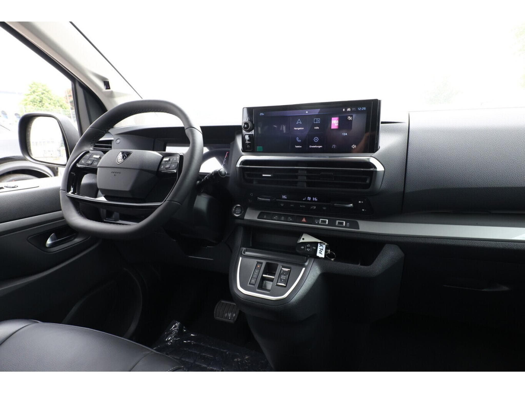 Peugeot Traveller 2.0 BlueHDI 180 AT8 Allure L3 (2025) - Photo 7