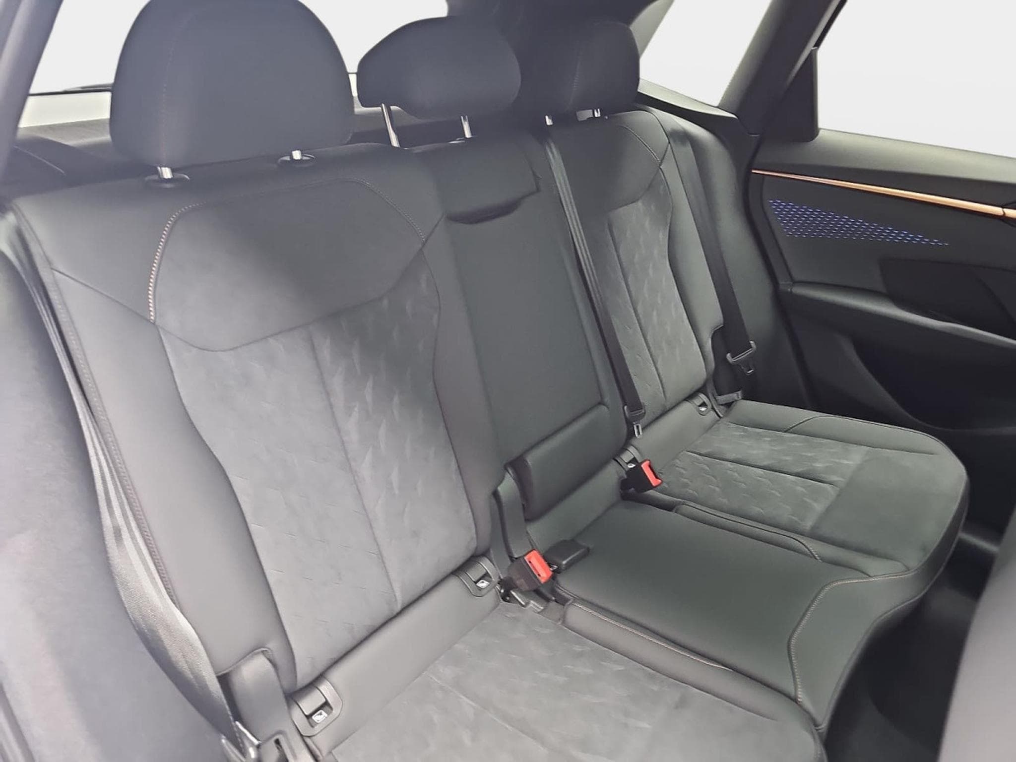 Cupra Terramar 1.5 eTSI DSG 150 (2026) - Photo 16