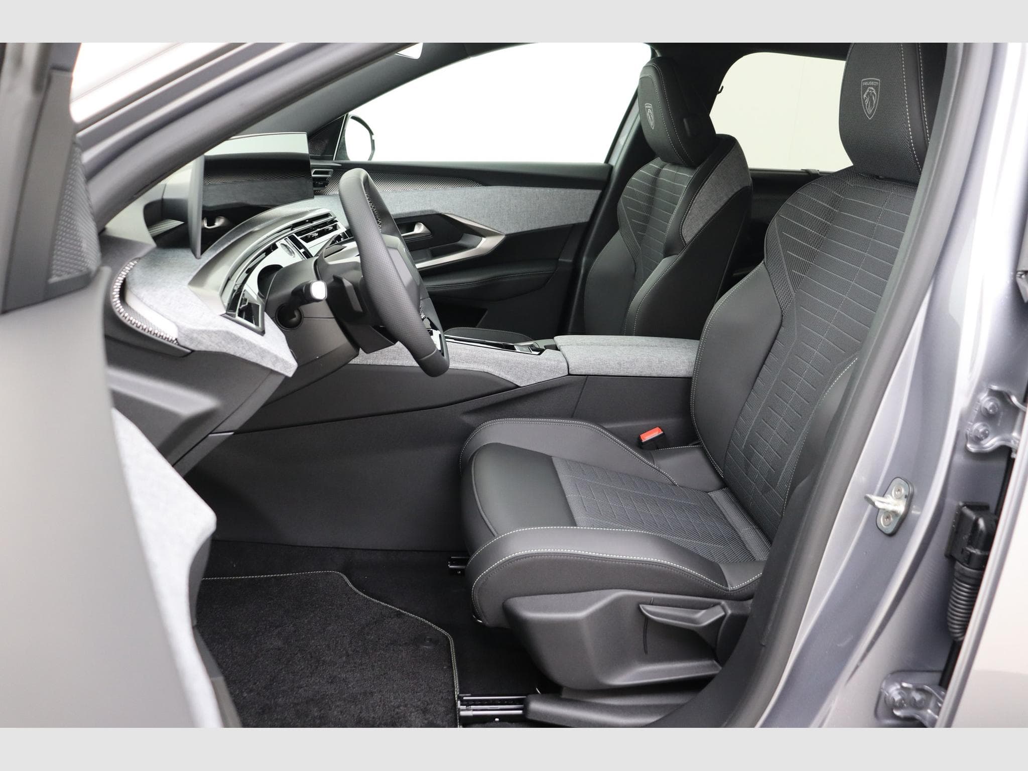 Peugeot 5008 GT (2026) - Photo 12
