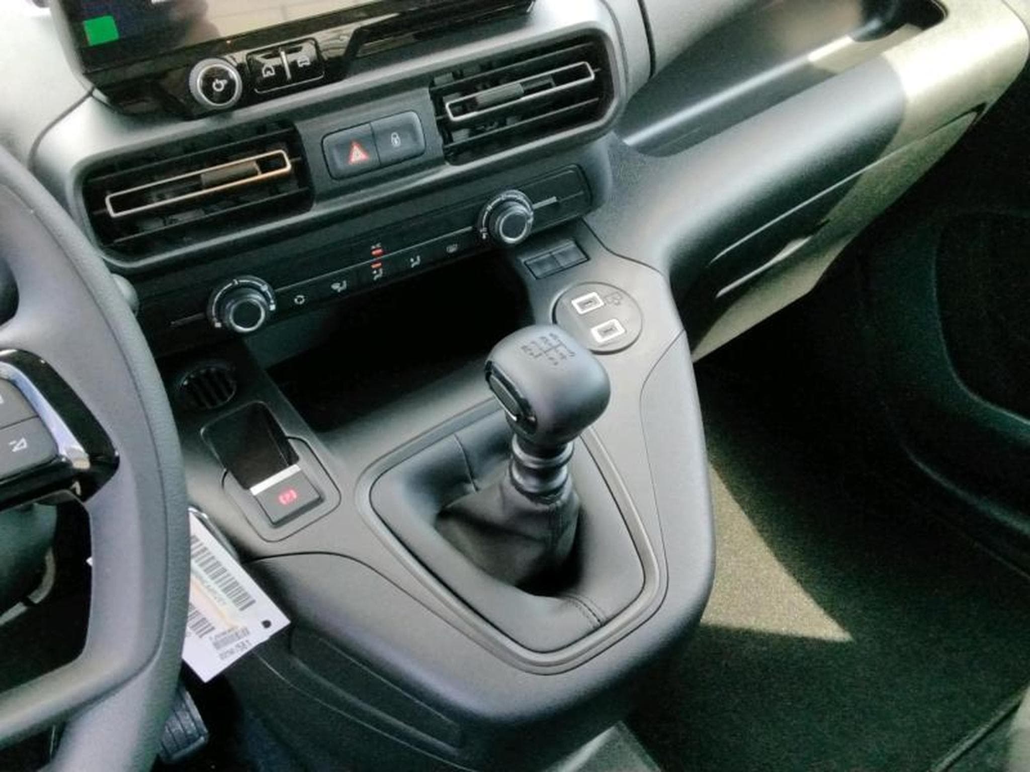 Opel Combo Life E Edition (2026) - Photo 19