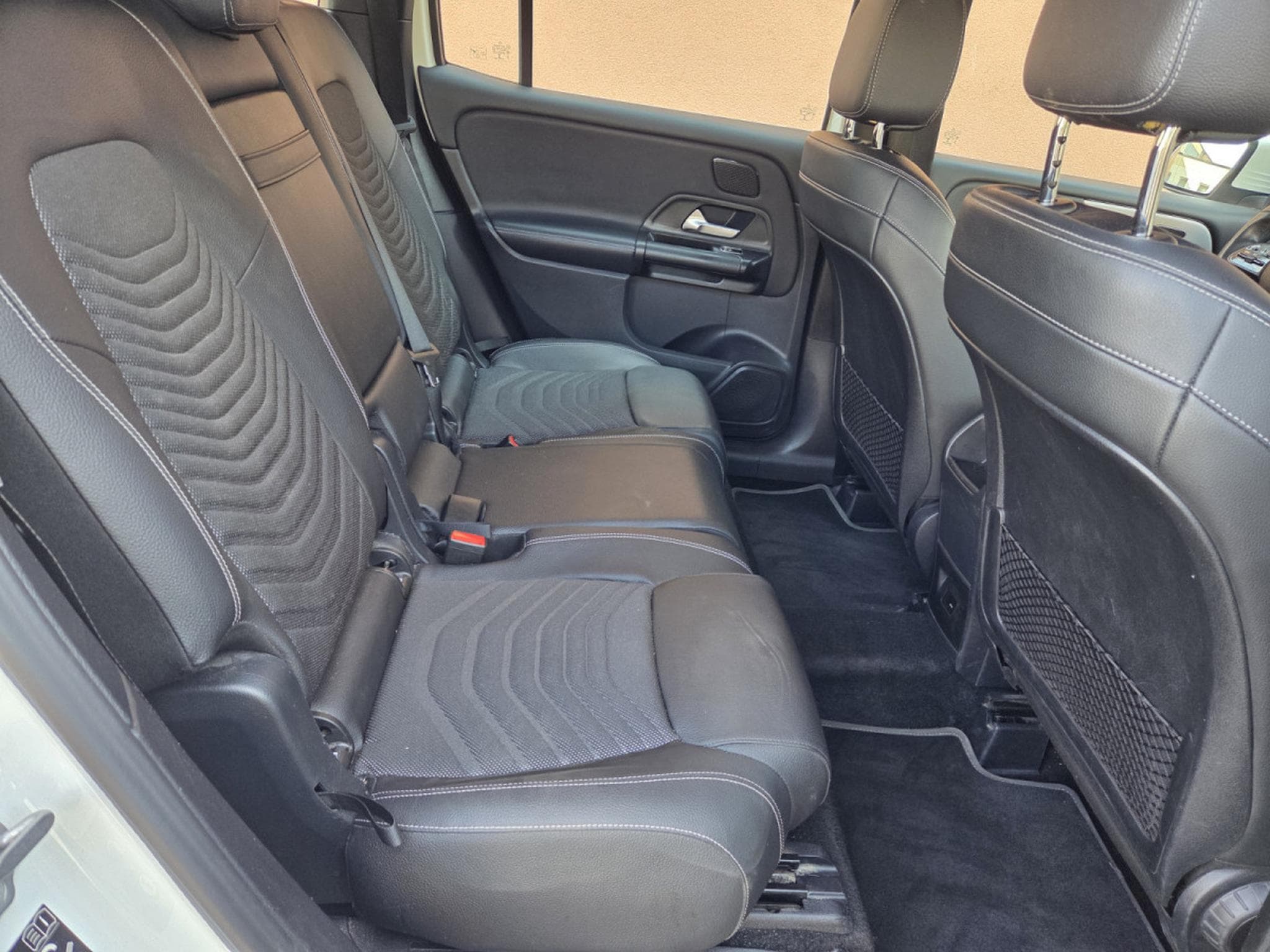 Mercedes GLB 200 4 Matic 163 CV 8G-DCT (Garantie 12 Mois) (2021) - Foto 11
