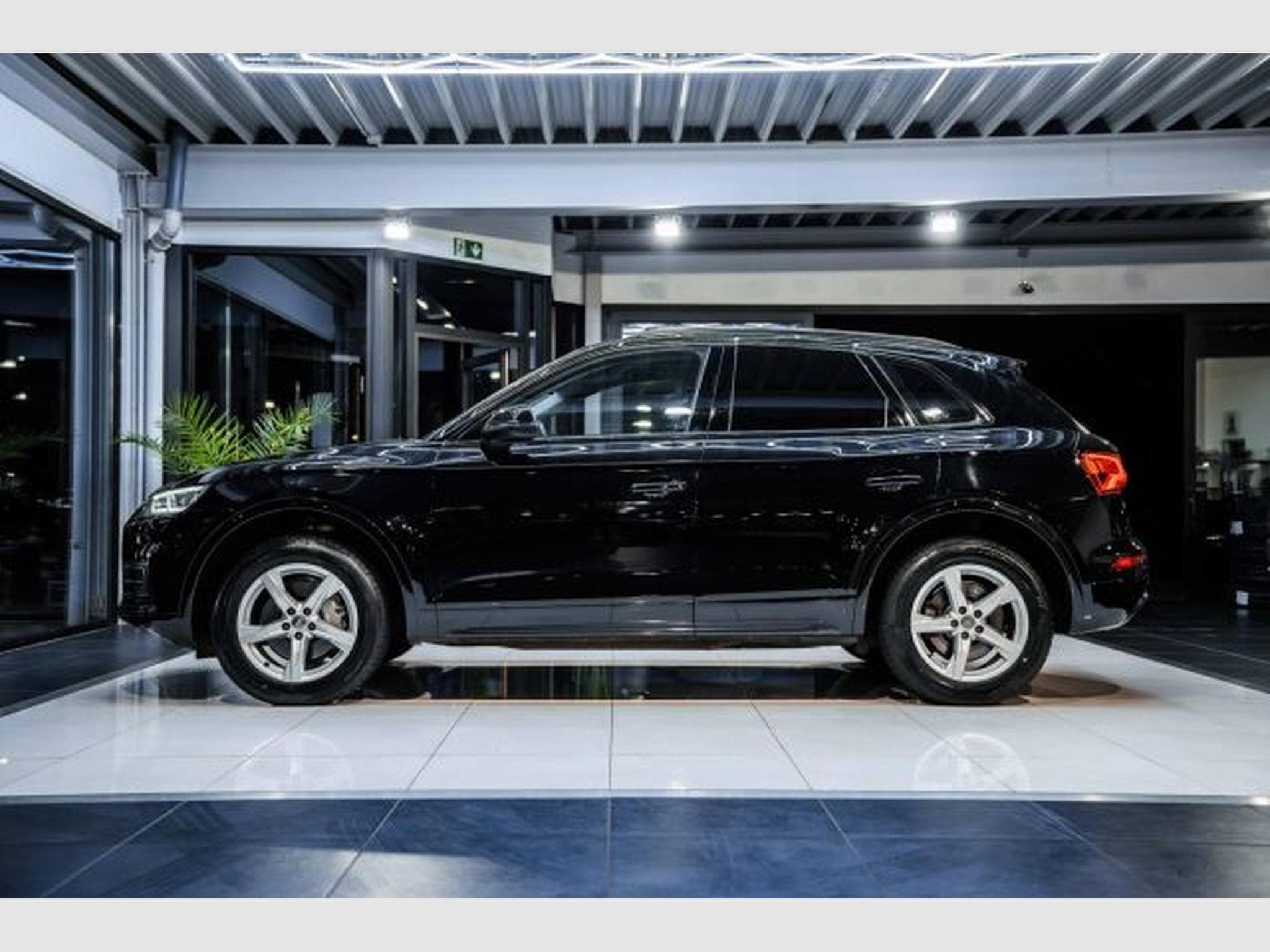 Audi Q5 Q5 40 TDI quattro S-tronic NAVI LED AHK Tempo. (2019) - Photo 10