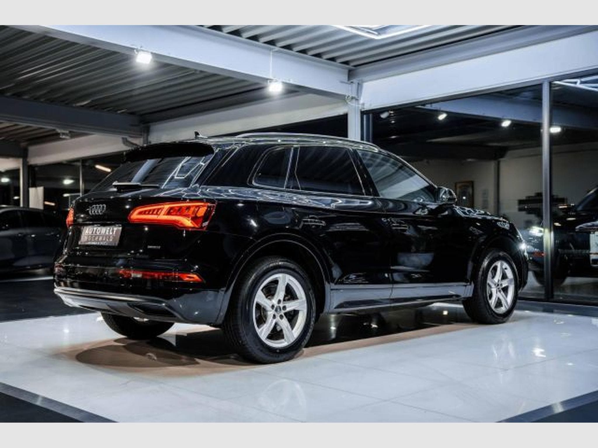 Audi Q5 Q5 40 TDI quattro S-tronic NAVI LED AHK Tempo. (2019) - Photo 13