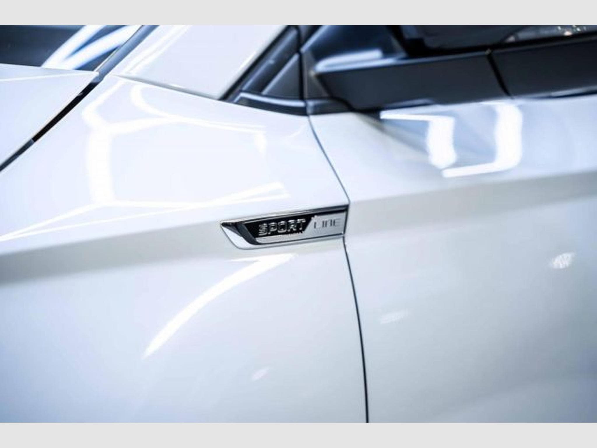 Skoda Karoq Karoq Sportline 1.5 TSI DSG NAVI LED ACC SHZG (2022) - Photo 10