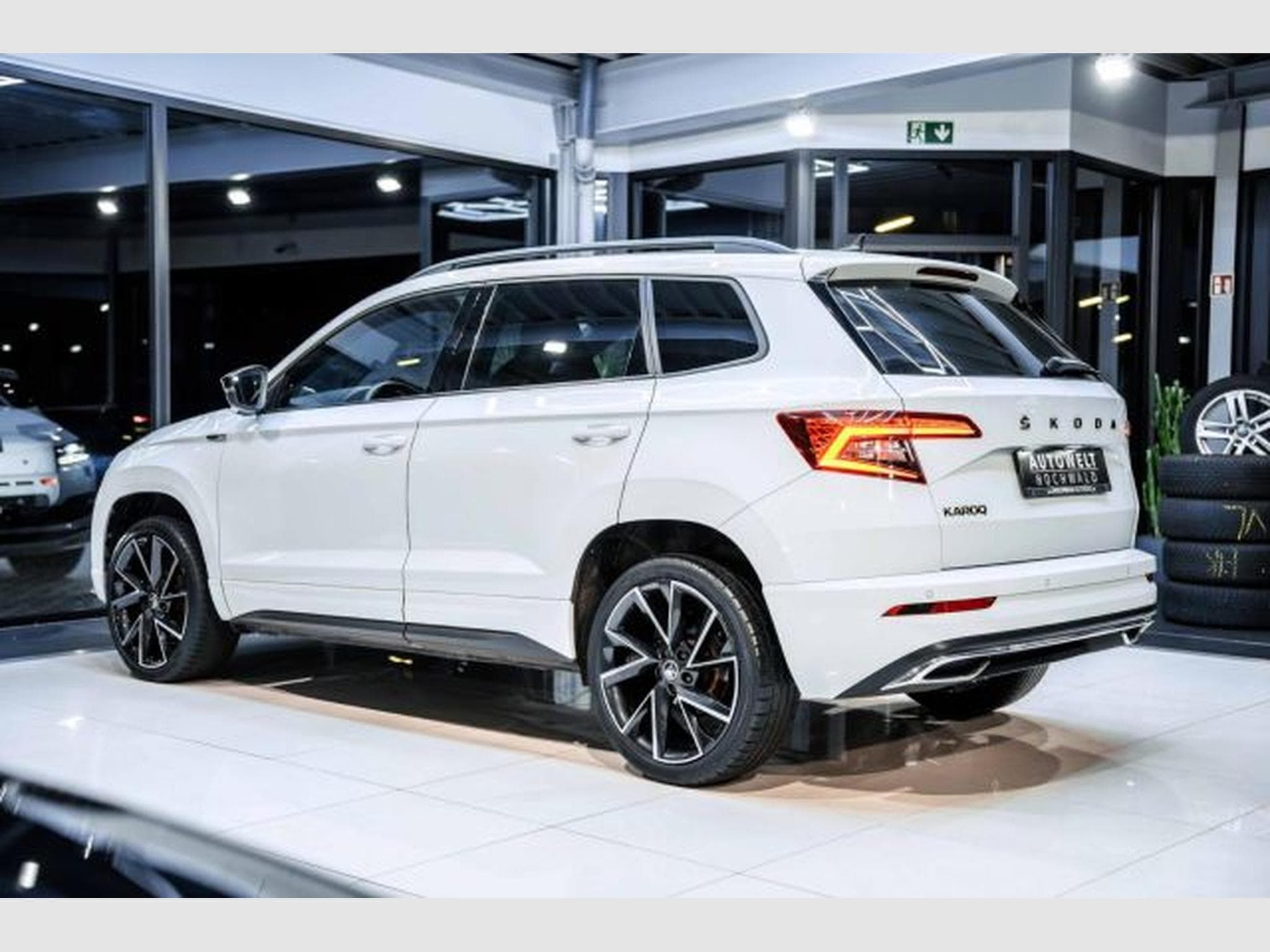 Skoda Karoq Karoq Sportline 1.5 TSI DSG NAVI LED ACC SHZG (2022) - Photo 12