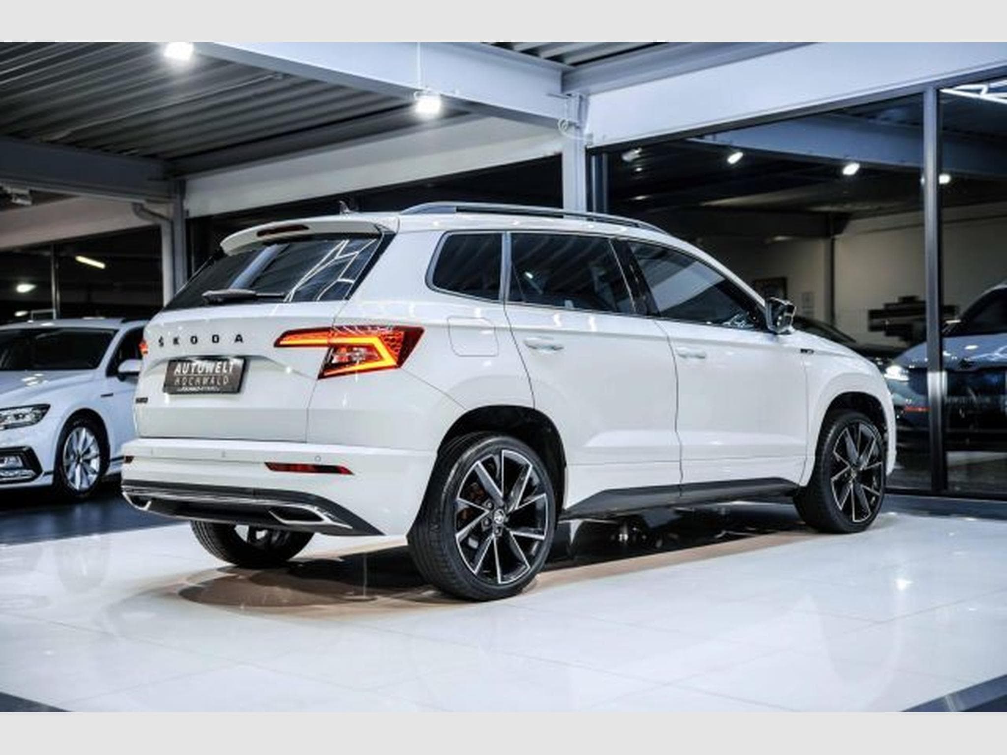 Skoda Karoq Karoq Sportline 1.5 TSI DSG NAVI LED ACC SHZG (2022) - Photo 14