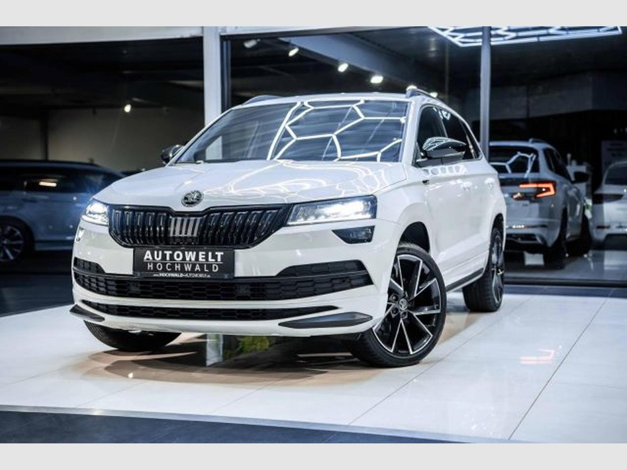 Skoda Karoq Karoq Sportline 1.5 TSI DSG NAVI LED ACC SHZG (2022) - Photo 2