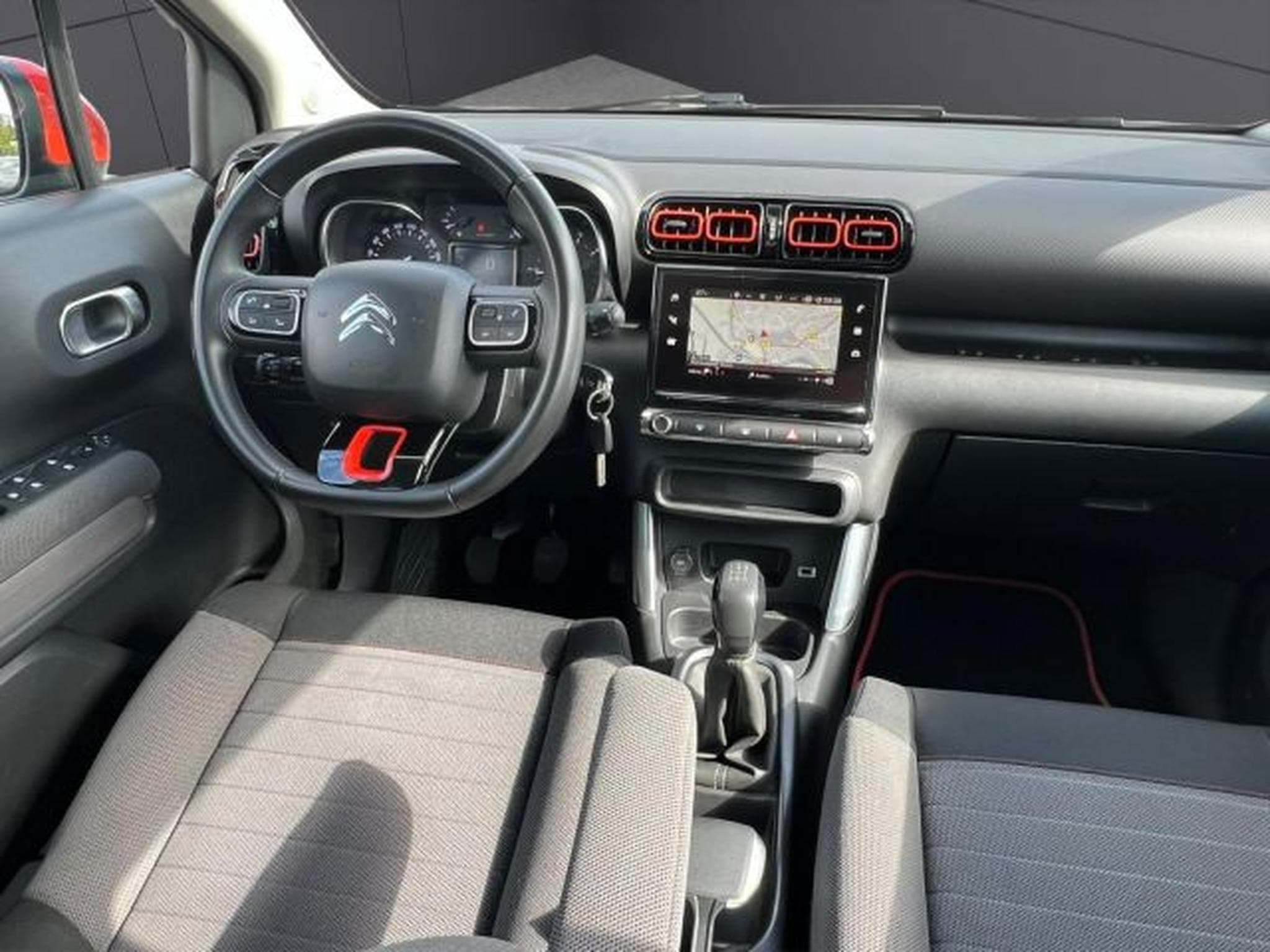 Citroën C3 Aircross C3 Aircross Feel KLIMA,NAVI,PDC,ESP,TEMPOMAT (2017) - Photo 14