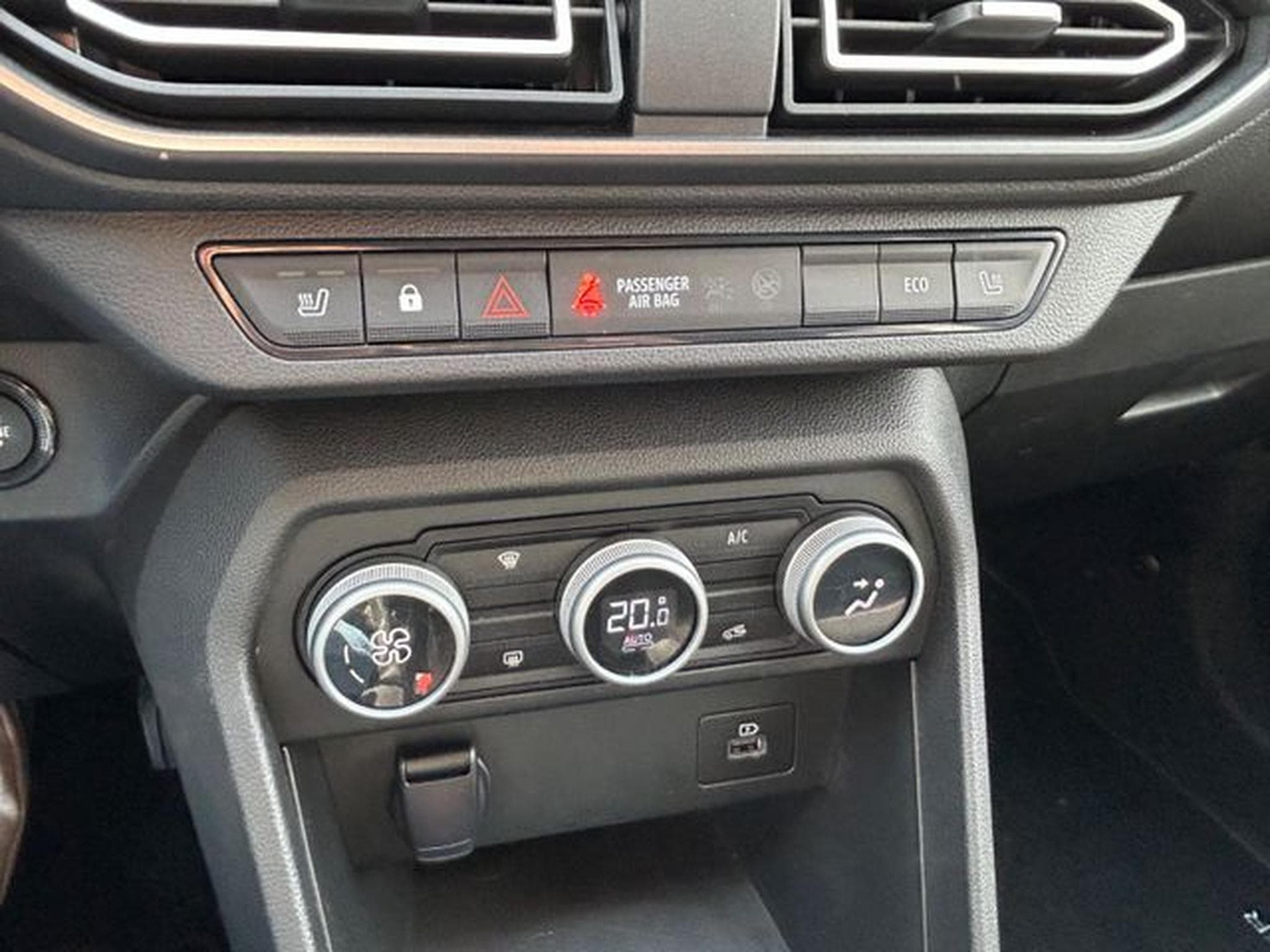 Dacia Jogger Jogger Extreme 1.6 Hybrid 140 *Navi*Kamera*SHZ* (2023) - Foto 13