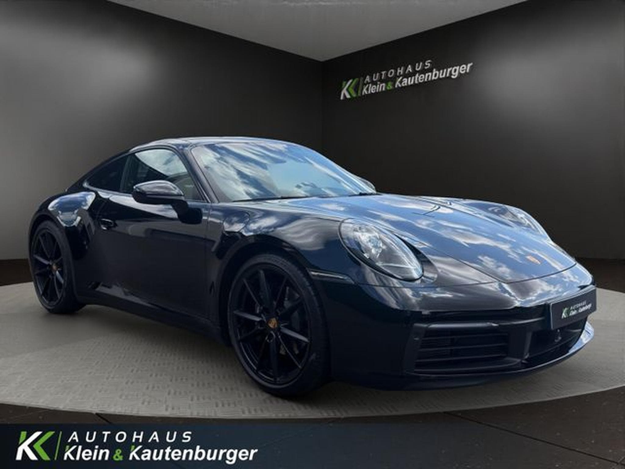 Porsche 911 992 Carrera APPR. 12/28+CHRONO+SPORTABGAS+S.DACH (2024) - Photo 3