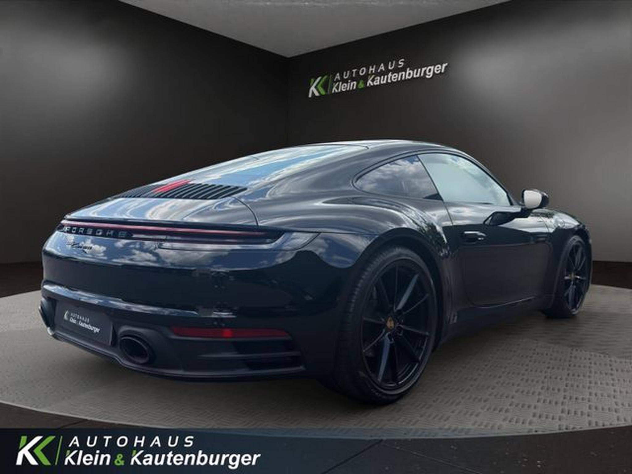 Porsche 911 992 Carrera APPR. 12/28+CHRONO+SPORTABGAS+S.DACH (2024) - Photo 5