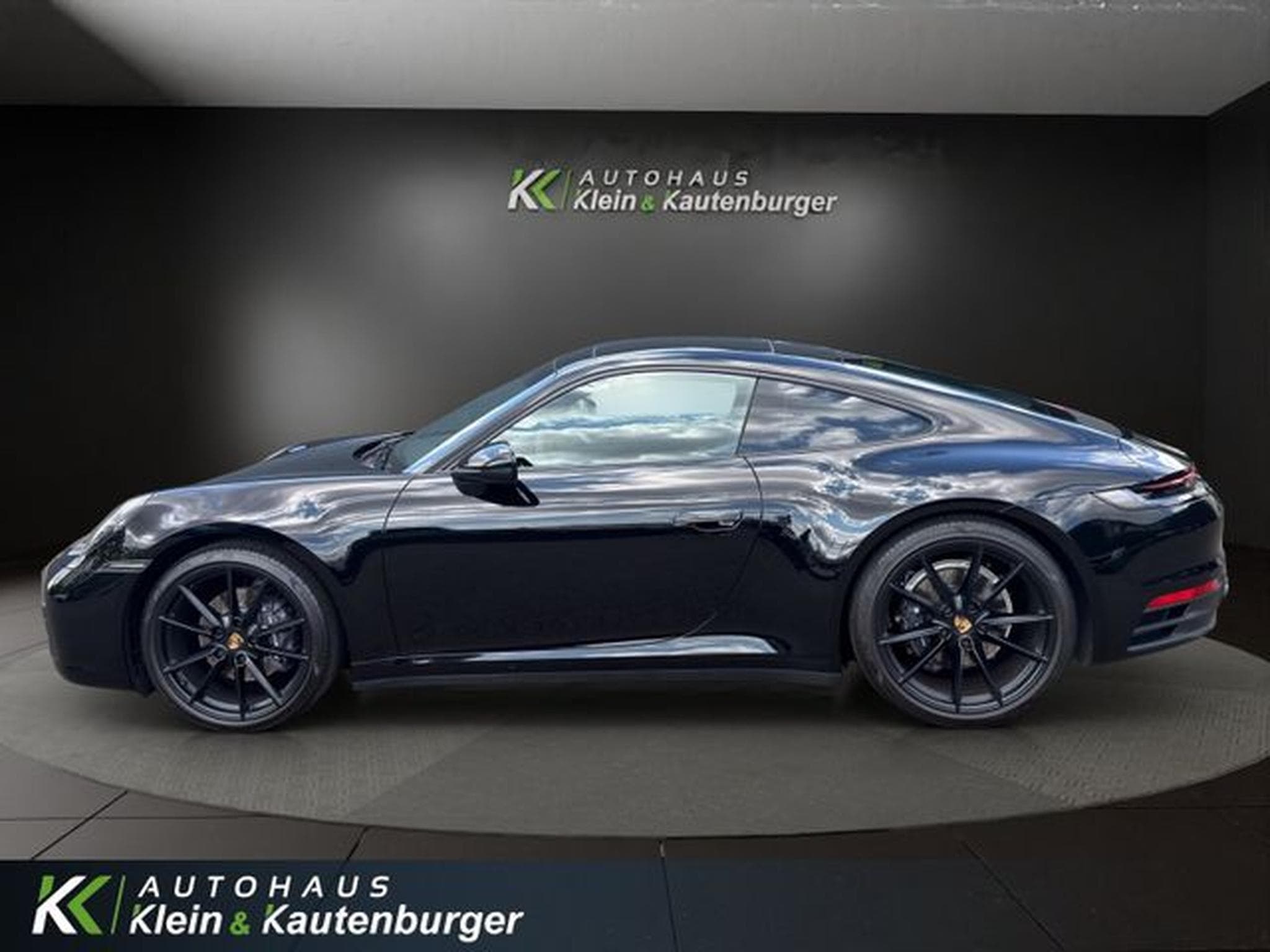 Porsche 911 992 Carrera APPR. 12/28+CHRONO+SPORTABGAS+S.DACH (2024) - Photo 8