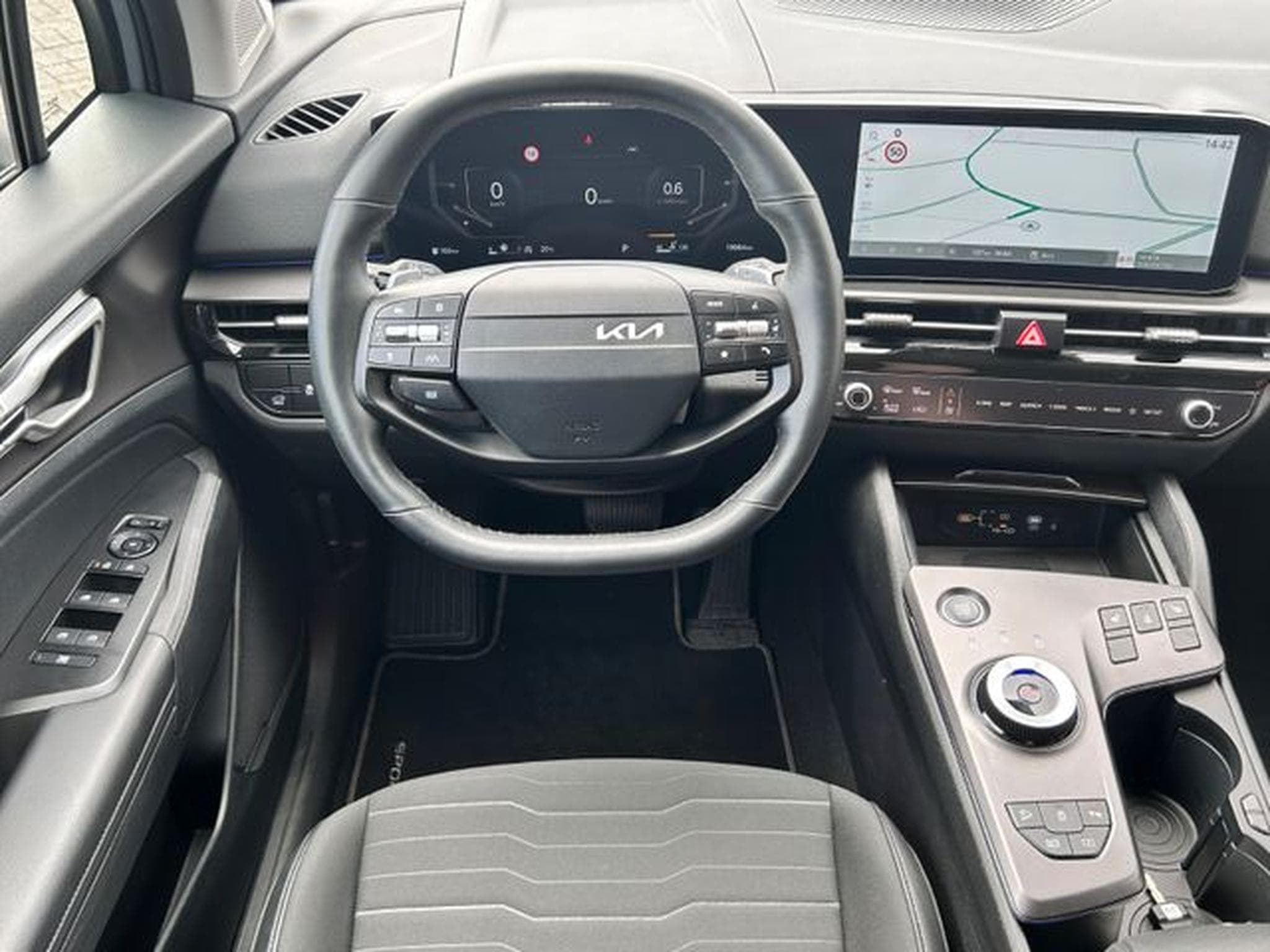 Kia Sportage Sportage 1.6 T-GDI DCT Spirit LED Kamera Navi (2025) - Photo 12