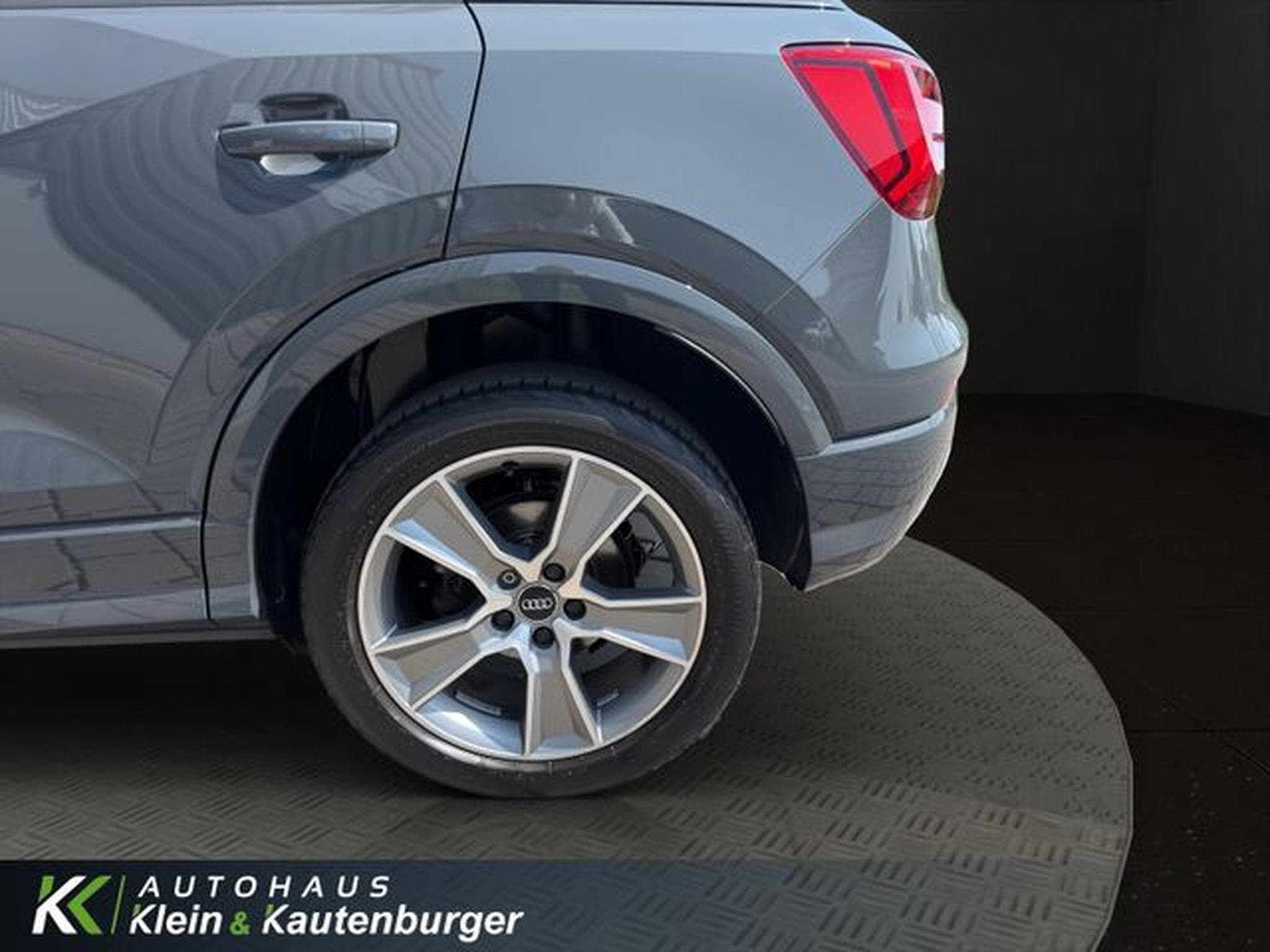 Audi Q2 Q2 2.0 40TFSI quattro+VIRTUAL+LED+KAMERA+KEYLESS (2019) - Photo 10