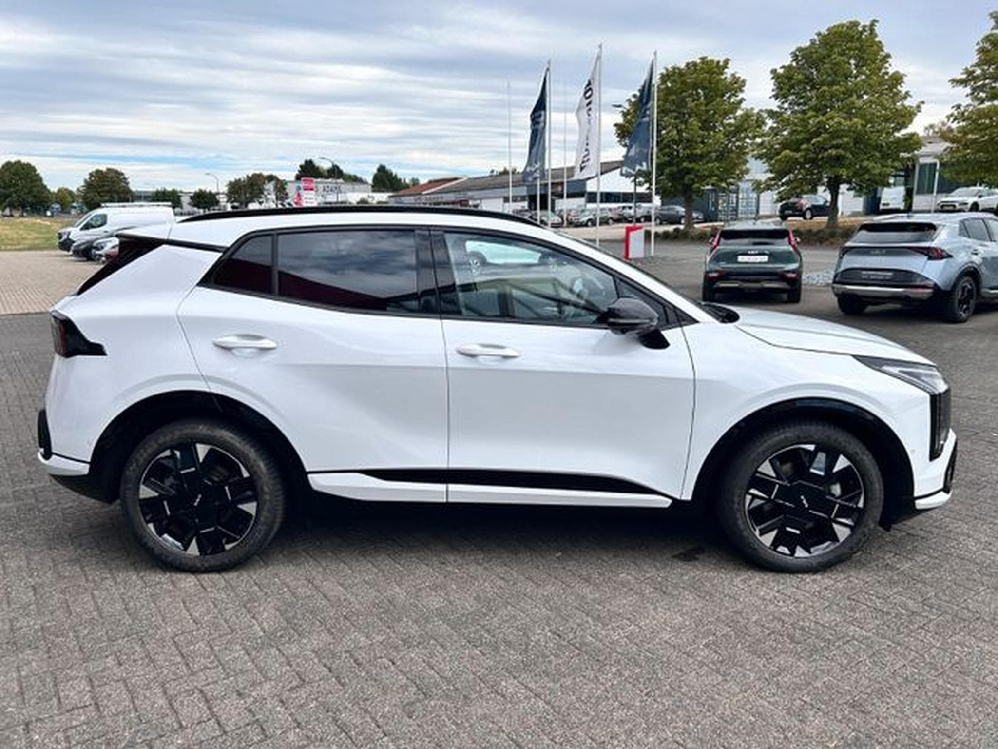 Kia Sportage Sportage 1.6T AWD DCT GT-line Drive Sound GD (2025) - Photo 9