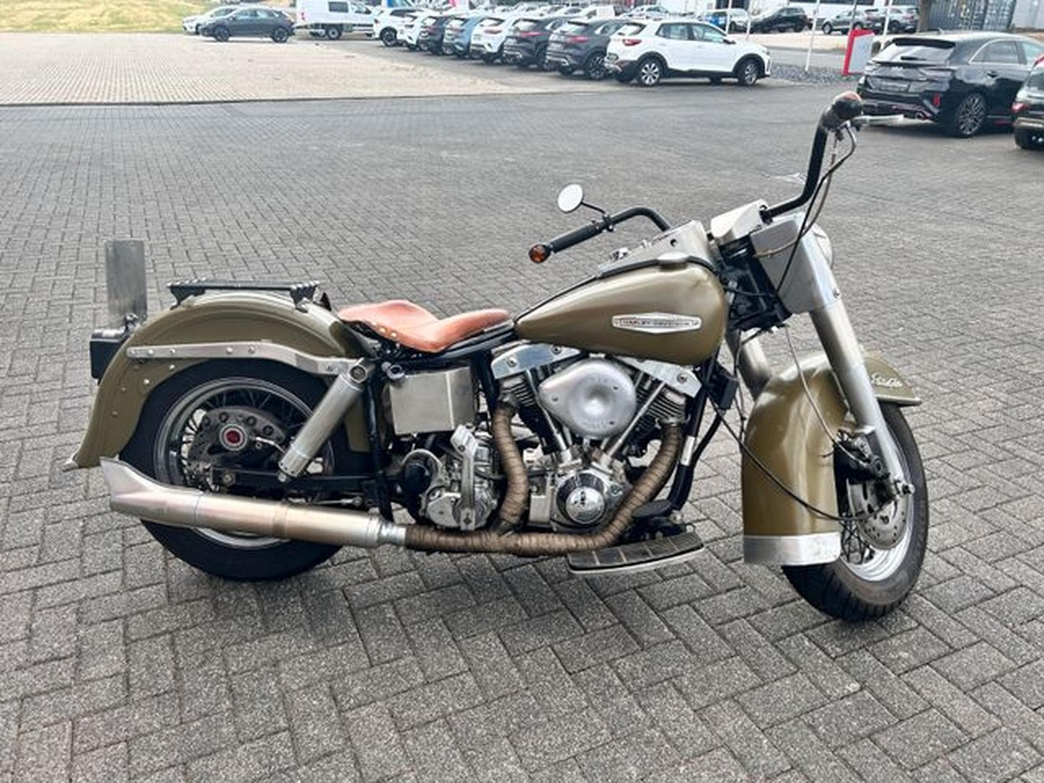 Harley-Davidson FLH (1977) - Photo 7