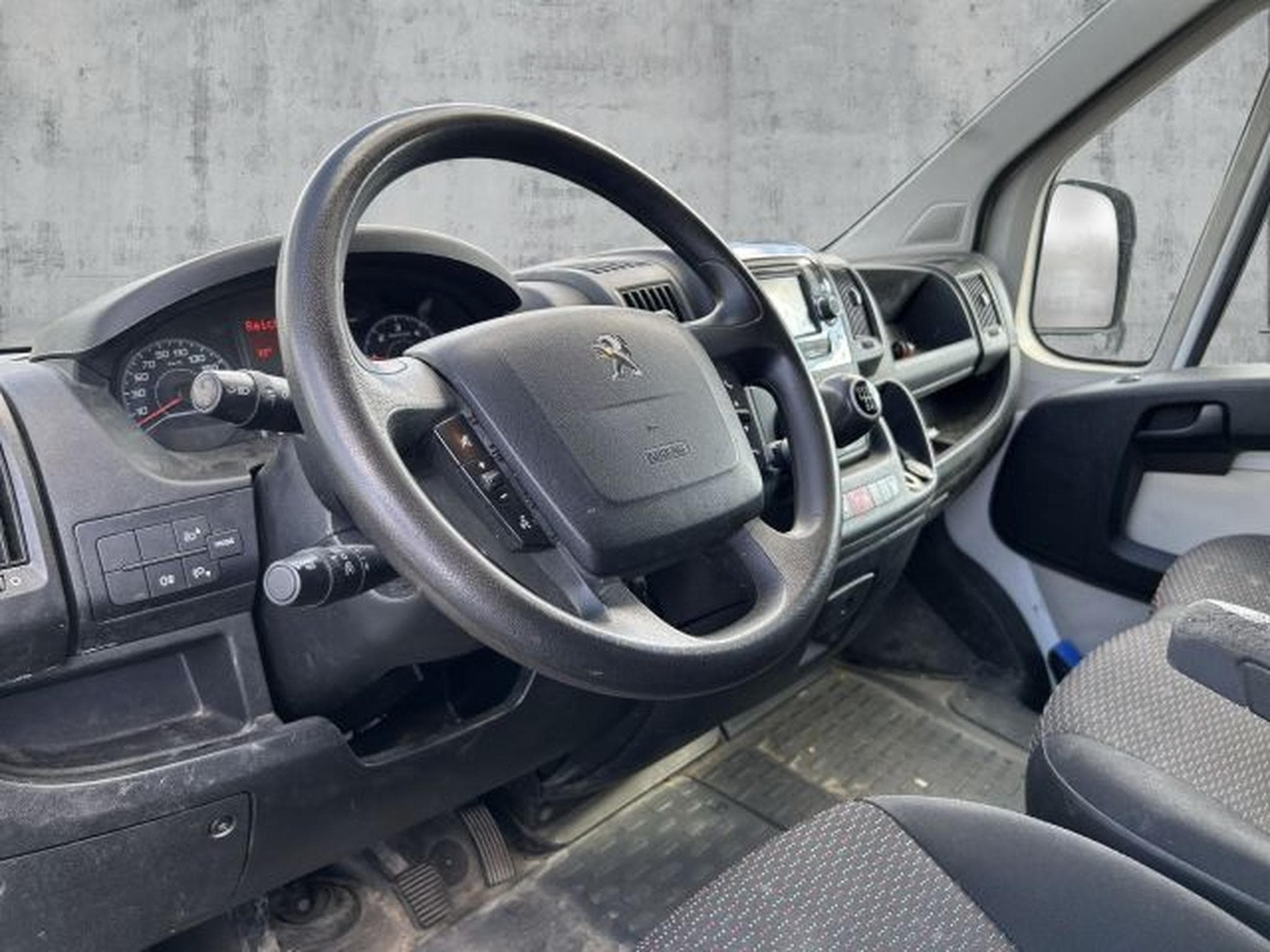 Peugeot Boxer Boxer Kasten 330 2.2 HDi START/STOPP TEMPO KLIMA (2015) - Photo 14