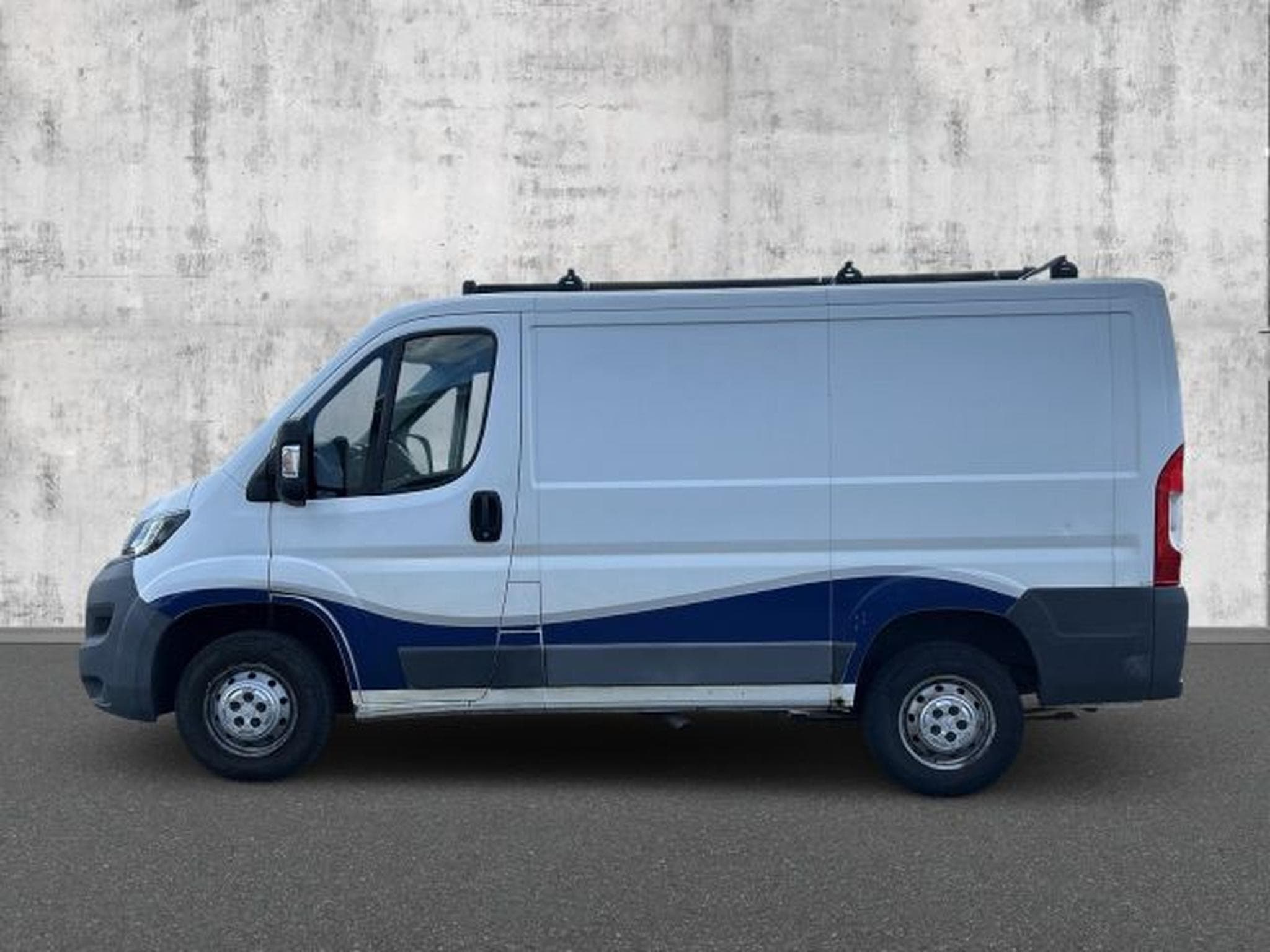 Peugeot Boxer Boxer Kasten 330 2.2 HDi START/STOPP TEMPO KLIMA (2015) - Photo 2