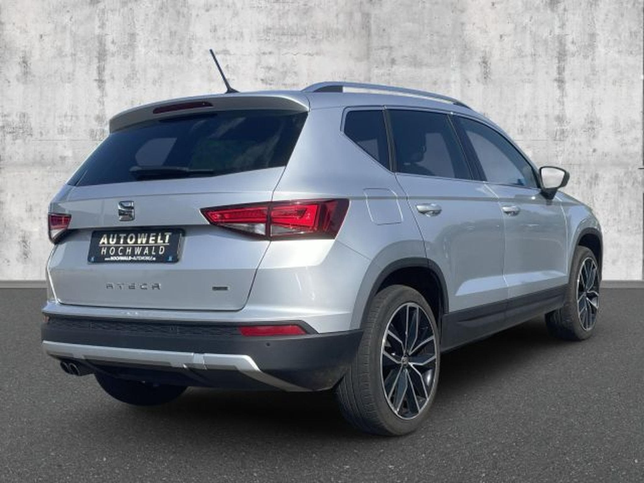 Seat Ateca Ateca Xcellence 2.0 TDI 4D NAVI CarPlay AHK 360 (2016) - Photo 5