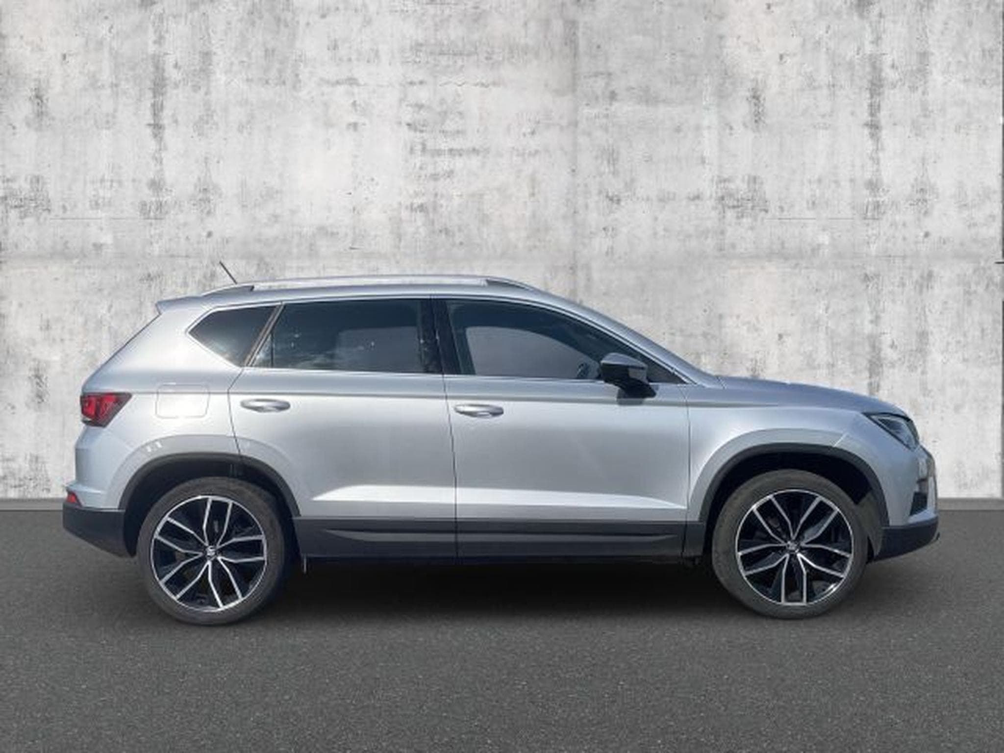 Seat Ateca Ateca Xcellence 2.0 TDI 4D NAVI CarPlay AHK 360 (2016) - Photo 6