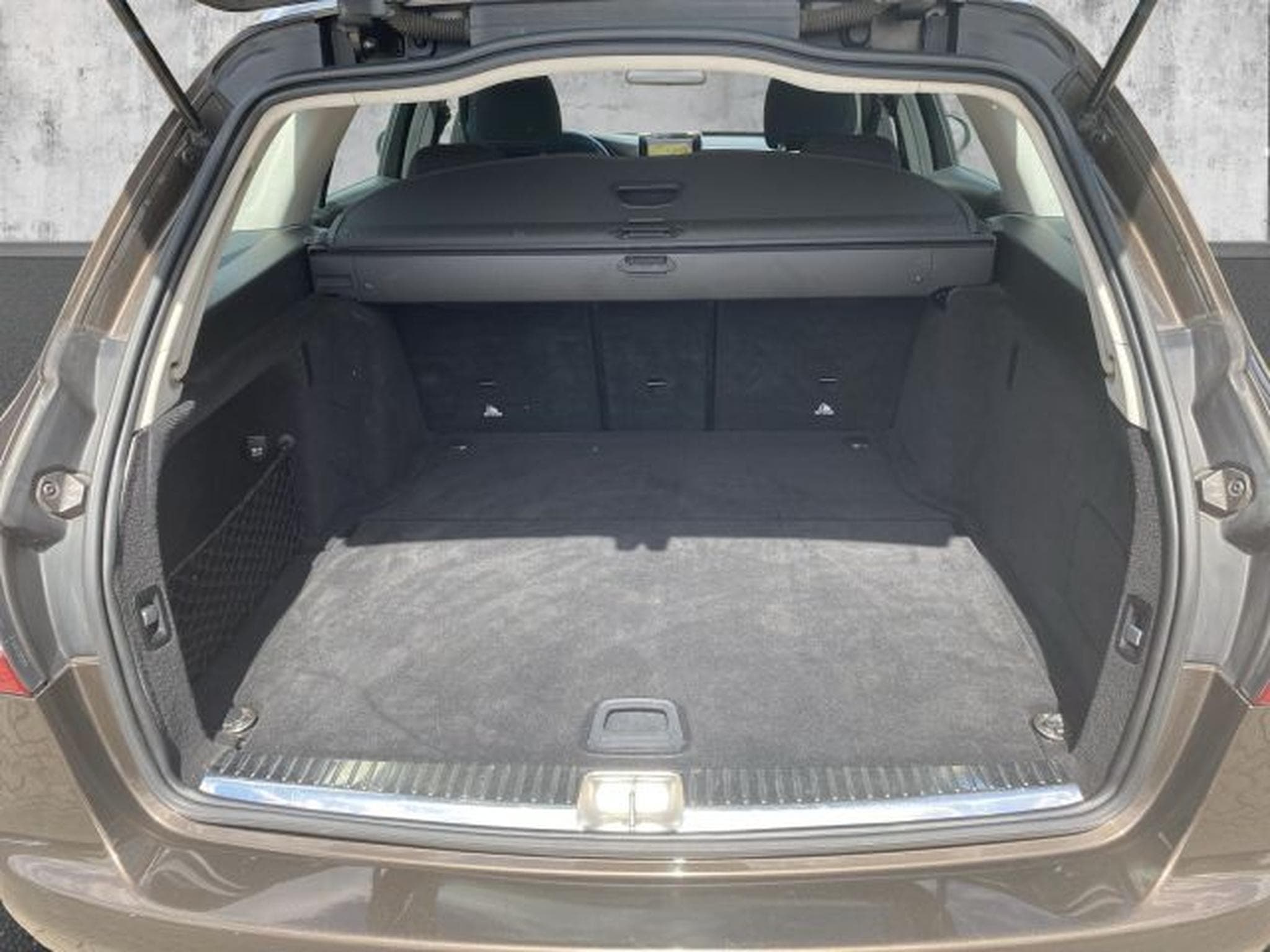 Mercedes C 180 C 180d T Autom. Avantgarde NAVI LED PDC Tempomat (2015) - Photo 10