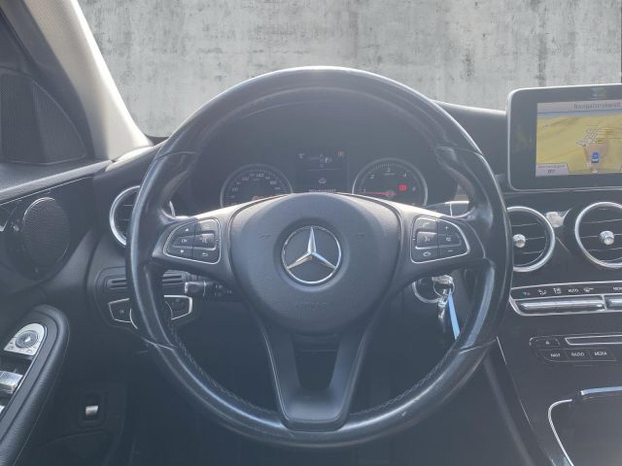 Mercedes C 180 C 180d T Autom. Avantgarde NAVI LED PDC Tempomat (2015) - Photo 15