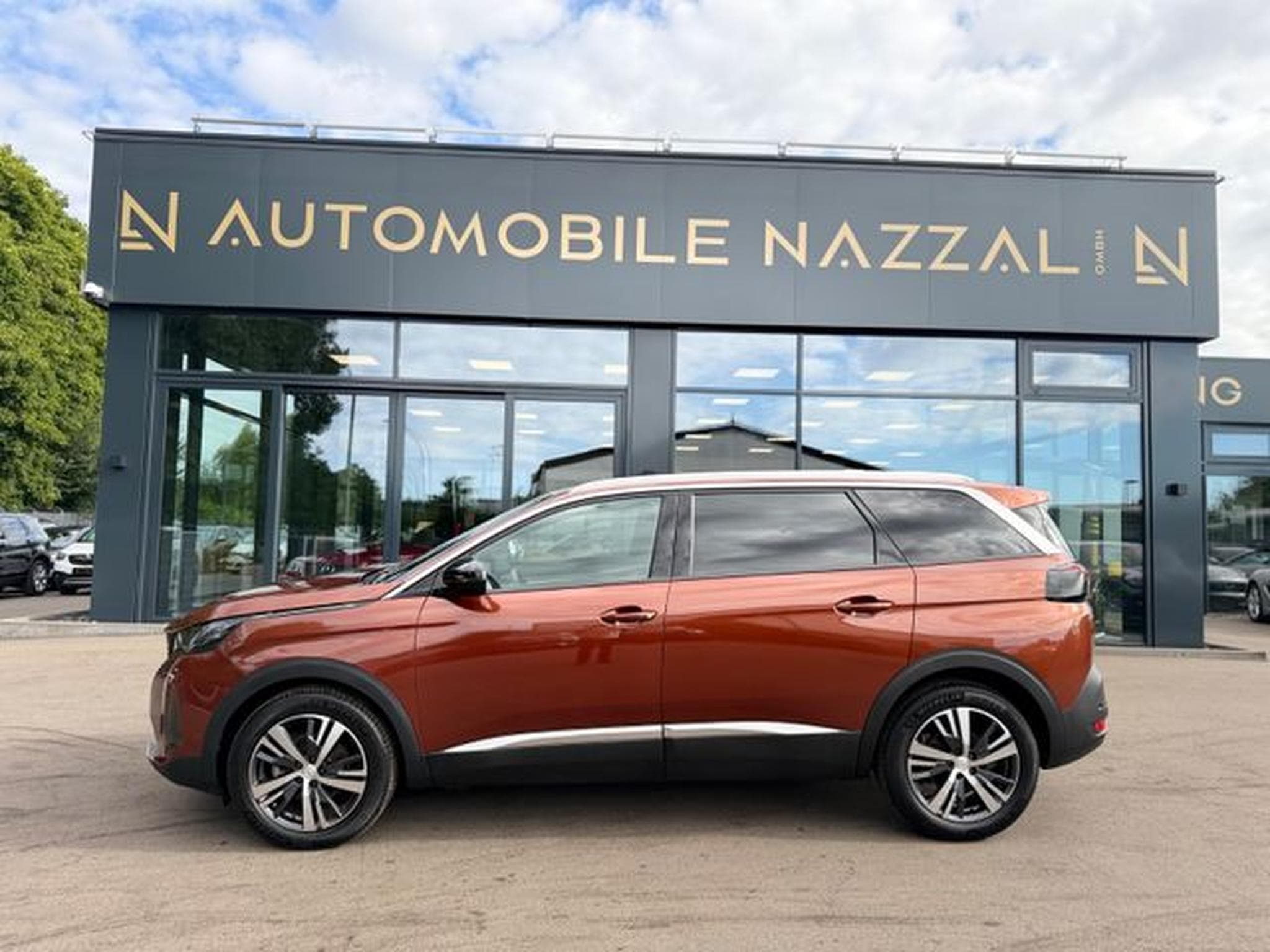 Peugeot 5008 5008 ALLURE PACK*7.SITZER*KAMERA*PDC*NAVI* (2023) - Photo 10