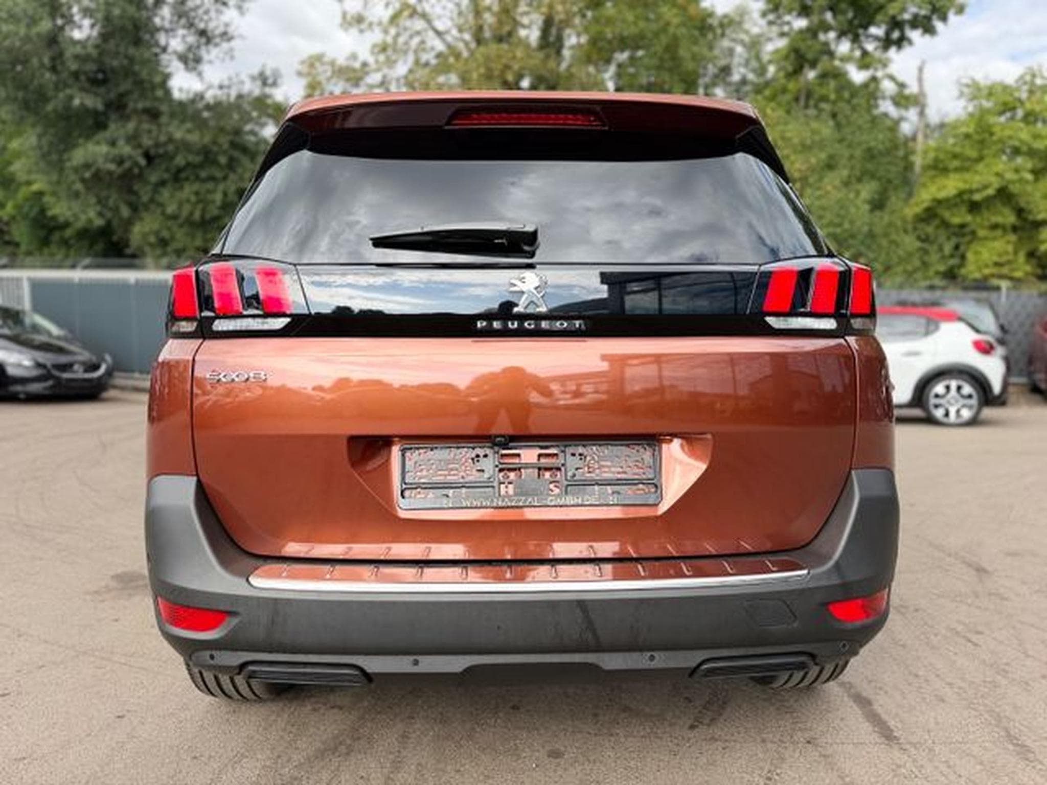 Peugeot 5008 5008 ALLURE PACK*7.SITZER*KAMERA*PDC*NAVI* (2023) - Photo 7