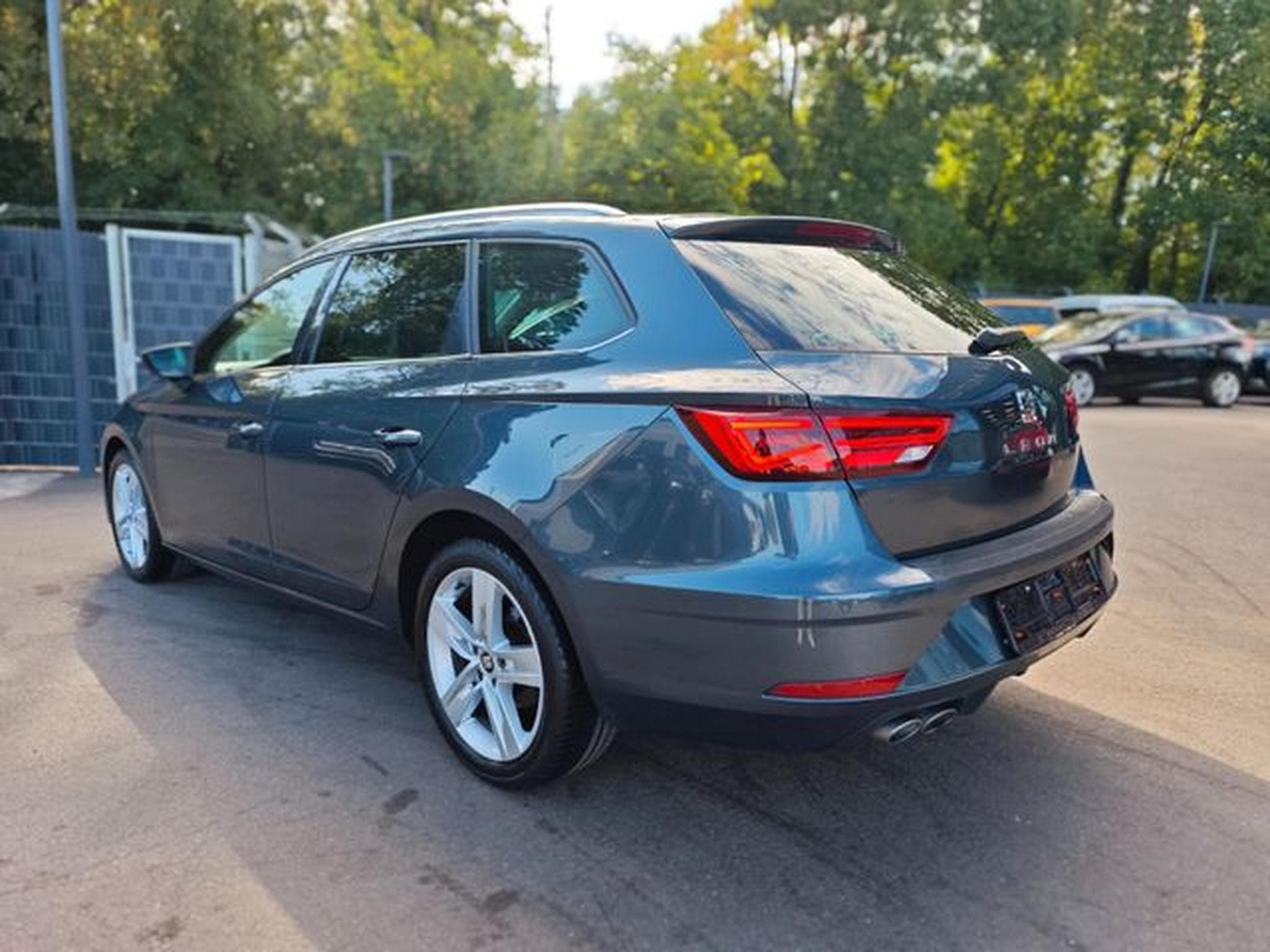 Seat Leon Leon ST*BOSE*VIRTUAL*AHK*KLIMAAUTO*SHZ*KAMERA* (2019) - Photo 9
