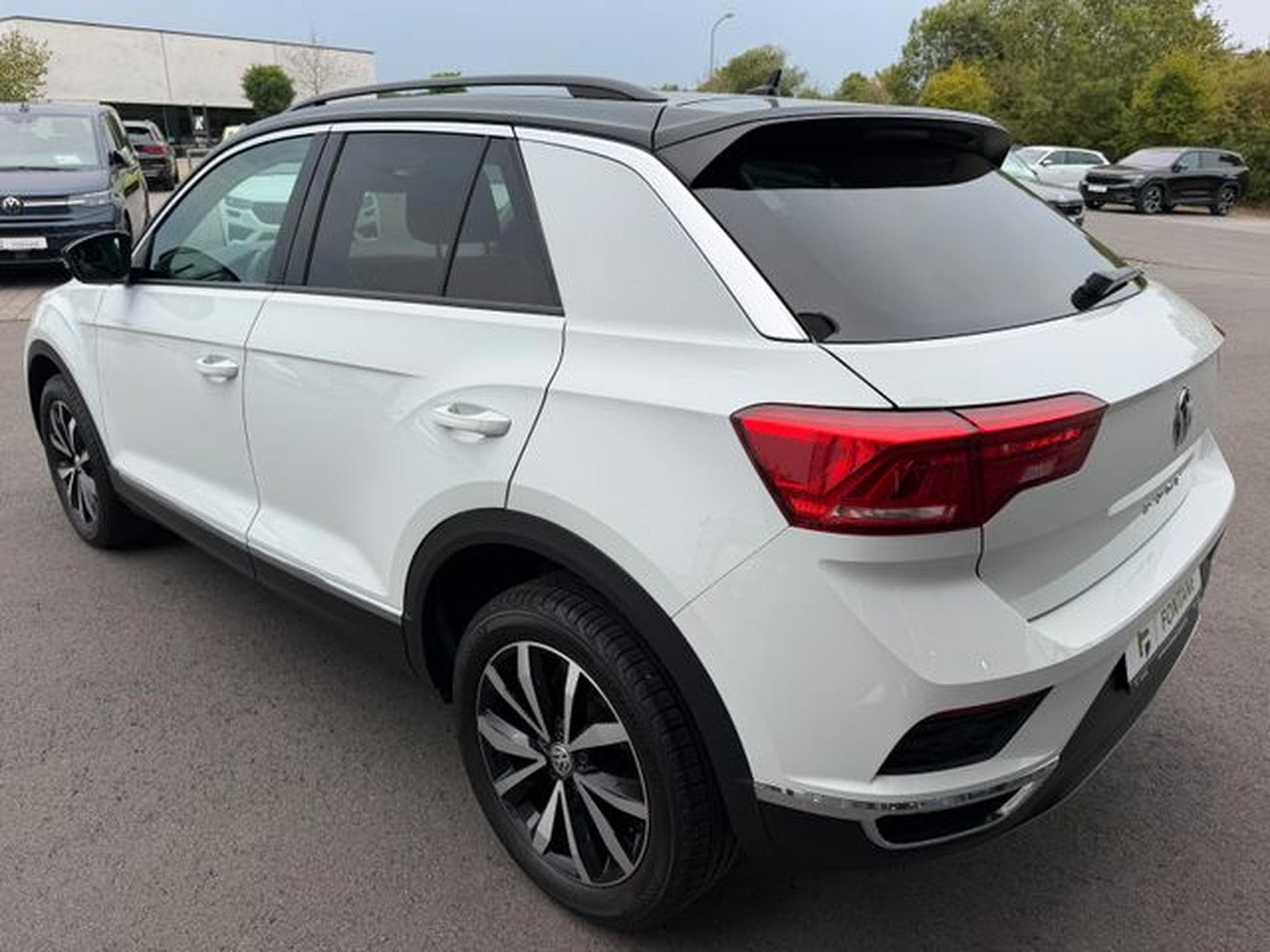 VW T-Roc T-Roc Style Kamera AHK MFL Tempomat PDC 2x (2018) - Photo 7