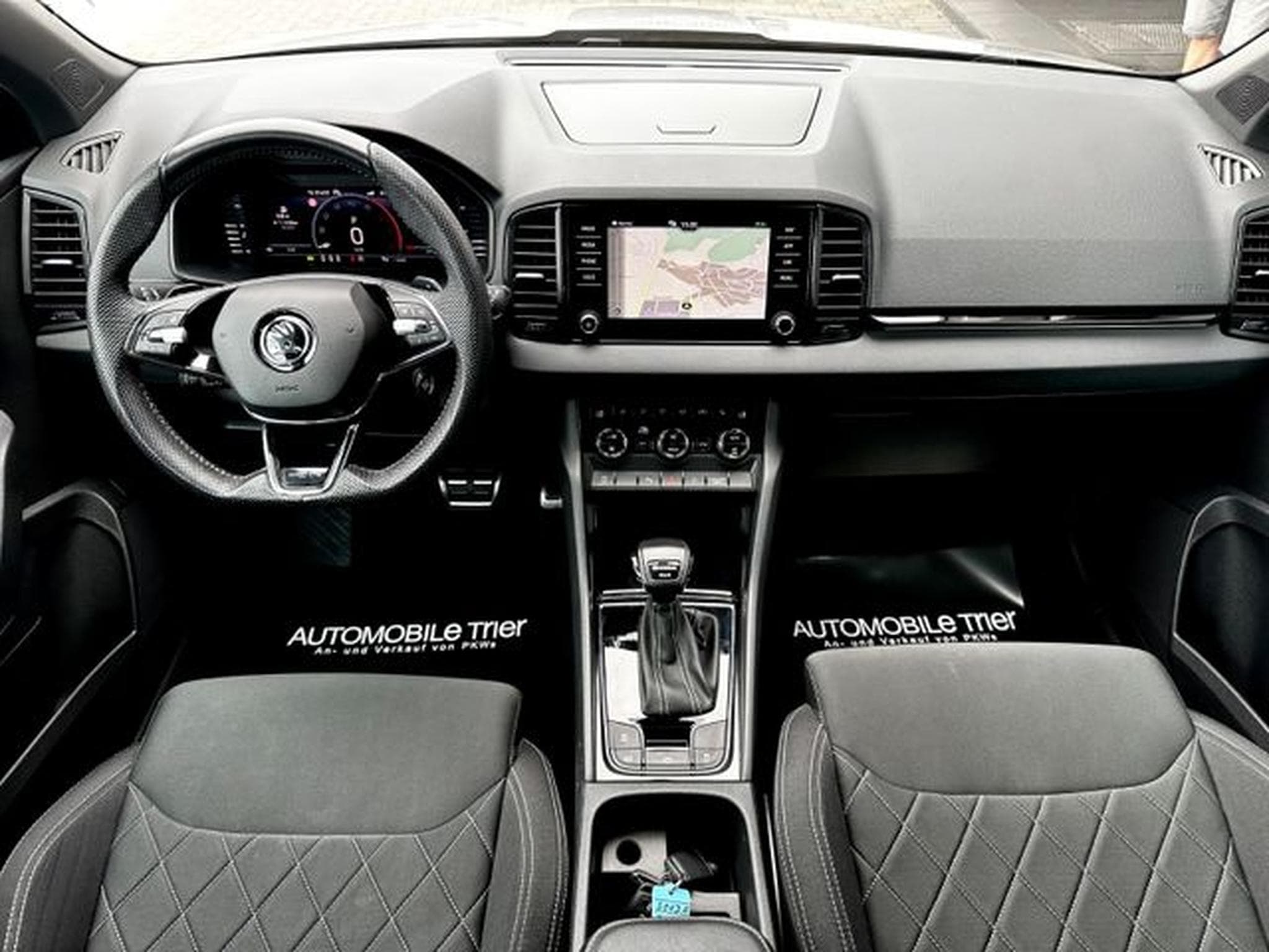 Skoda Karoq Karoq Sportline 4x4 (2022) - Photo 10