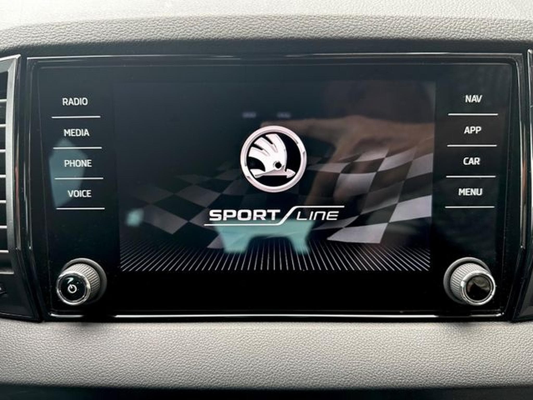 Skoda Karoq Karoq Sportline 4x4 (2022) - Photo 17