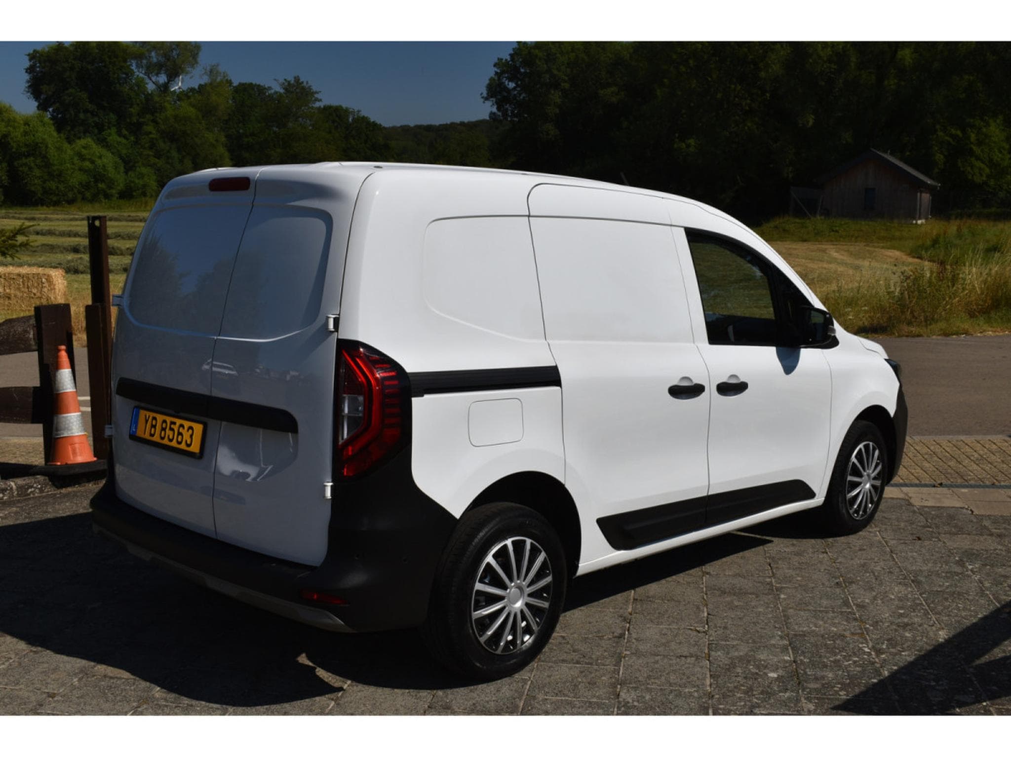 Renault Kangoo 1,5 DCi 95 Airco (2021) - Photo 2