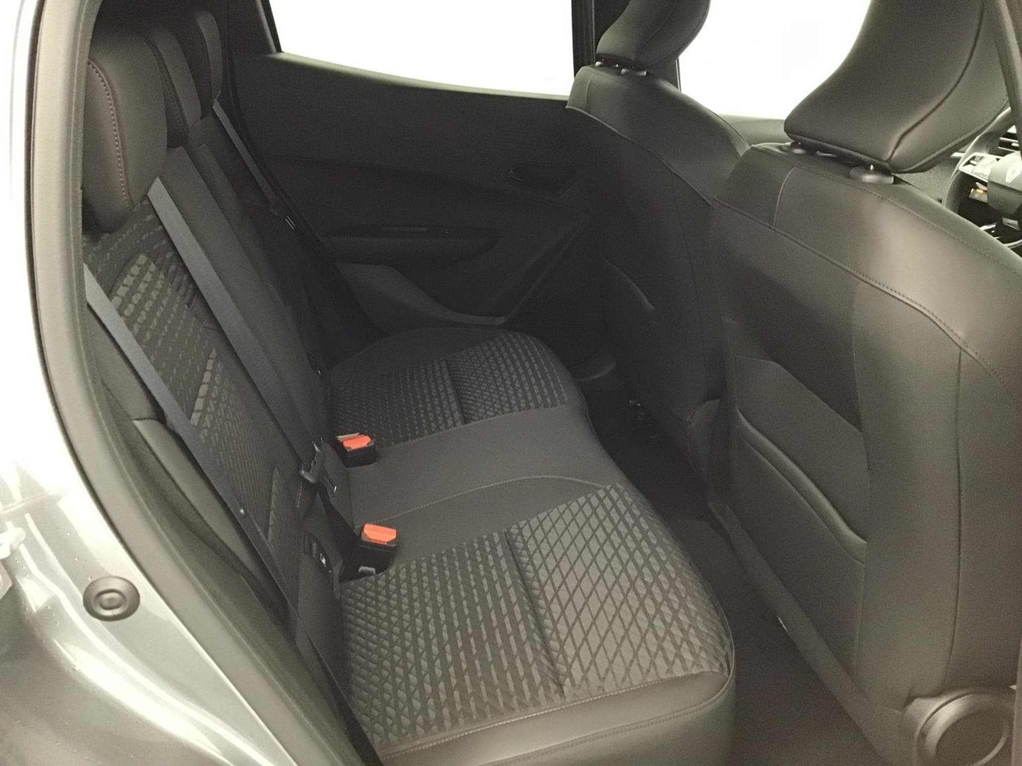 Renault Clio 1.2 TCE 115 Techno (2026) - Photo 7