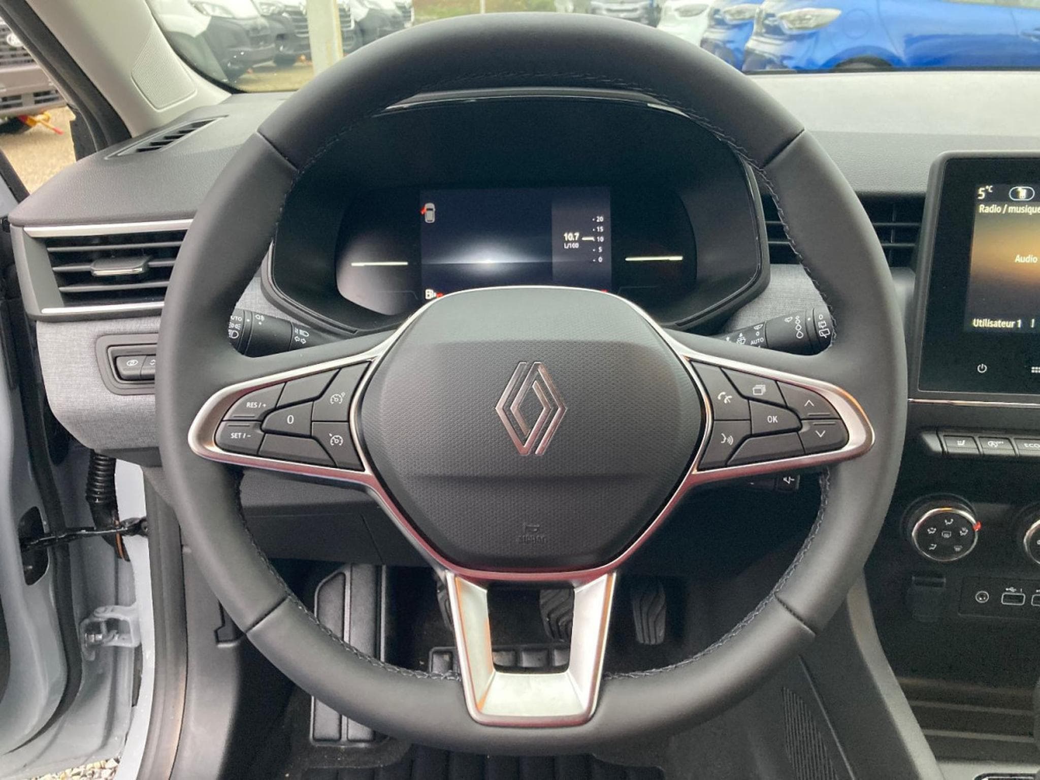 Renault Clio 1.5 dCi 101  Evolution (2025) - Photo 13