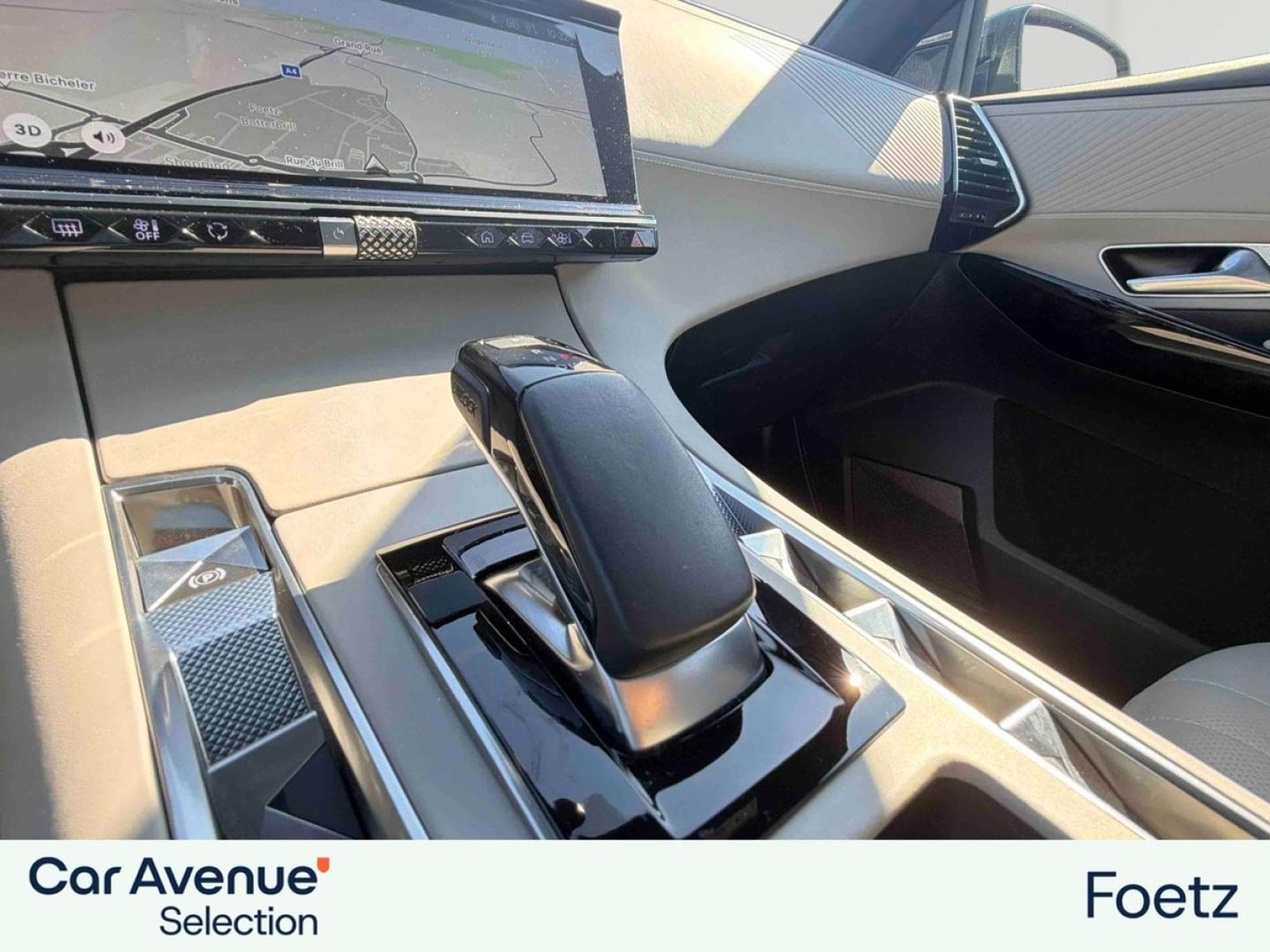 DS Automobiles DS7 E-TENSE 4x4 360ch La Premiere (2022) - Photo 10