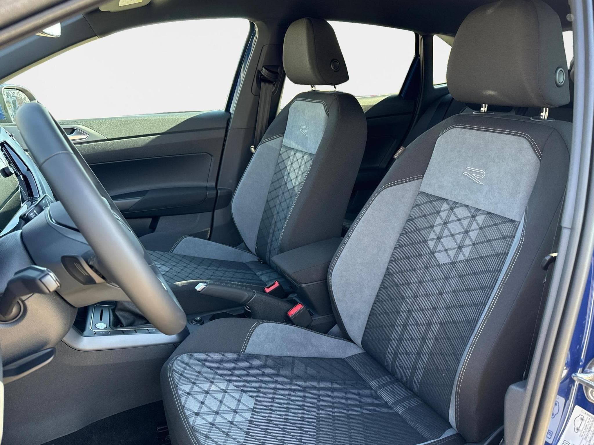 VW Taigo R-Line Limited (2026) - Foto 14