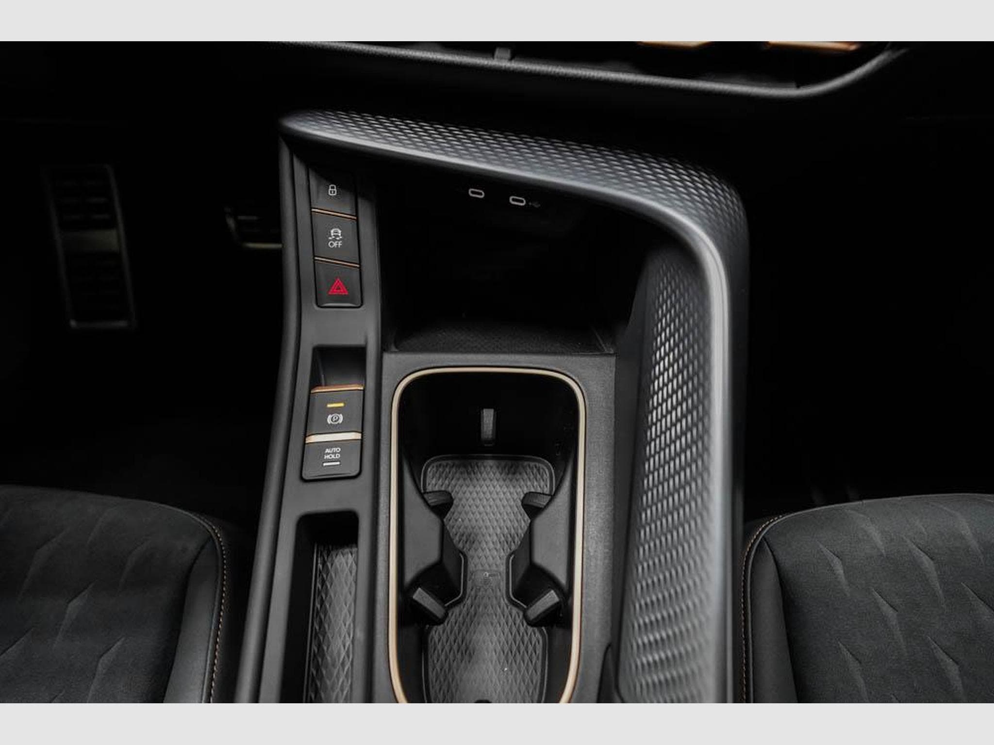 Cupra Terramar 2,0 TSI DSG (2025) - Photo 12